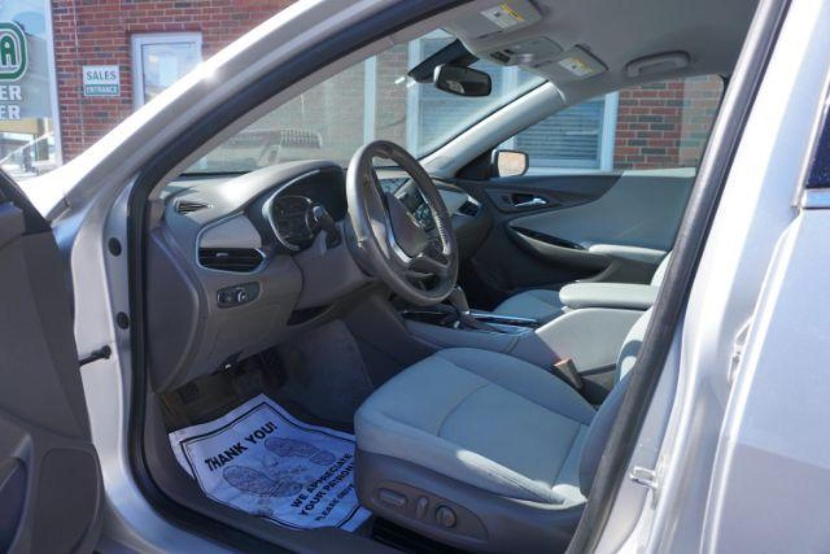 2018 Silver Ice Metallic /Dark Atmosphere/Medium Ash Gray, premium cloth Chevrolet Malibu LT (1G1ZD5ST9JF) with an 1.5L L4 DOHC 16V engine, 6-Speed Automatic transmission, located at 312 Centre Ave, Schuylkill Haven, PA, 17972, (570) 593-5278, 40.638130, -76.177383 - aluminum/alloy wheels, blind spot monitor, rear parking sensors, remote engine starter - Photo#18