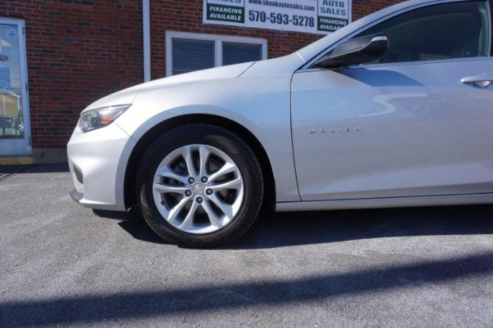 2018 Silver Ice Metallic /Dark Atmosphere/Medium Ash Gray, premium cloth Chevrolet Malibu LT (1G1ZD5ST9JF) with an 1.5L L4 DOHC 16V engine, 6-Speed Automatic transmission, located at 312 Centre Ave, Schuylkill Haven, PA, 17972, (570) 593-5278, 40.638130, -76.177383 - aluminum/alloy wheels, blind spot monitor, rear parking sensors, remote engine starter - Photo#1