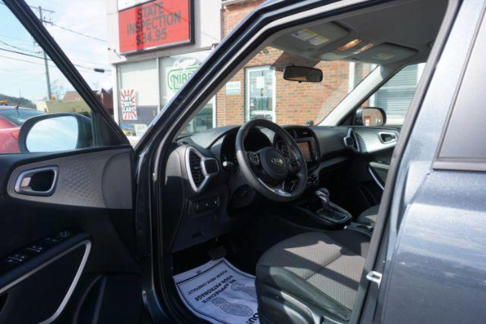 2020 Gravity Gray /Black Woven Cloth, cloth Kia Soul LX CVT (KNDJ23AU9L7) with an 2.0L L4 DOHC 16V engine, Continuously Variable Transmission transmission, located at 312 Centre Ave, Schuylkill Haven, PA, 17972, (570) 593-5278, 40.638130, -76.177383 - aluminum/alloy wheels - Photo#20