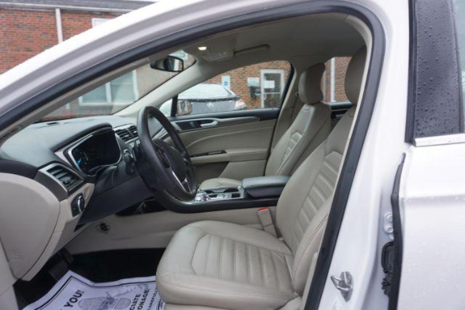 2017 White Platinum Metallic Tri-Coat /Ebony, leather Ford Fusion SE AWD (3FA6P0T90HR) with an 2.0L L4 DOHC 16V engine, 6-Speed Automatic transmission, located at 312 Centre Ave, Schuylkill Haven, PA, 17972, (570) 593-5278, 40.638130, -76.177383 - adaptive cruise control, automatic climate control, blind spot monitor, collision avoidance, drivers seat memory, fog lights, heated exterior mirrors, heated front seats, lane departure warning, leather seats, navigation system, passive keyless entry, rear parking sensors, remote engine starter - Photo#21