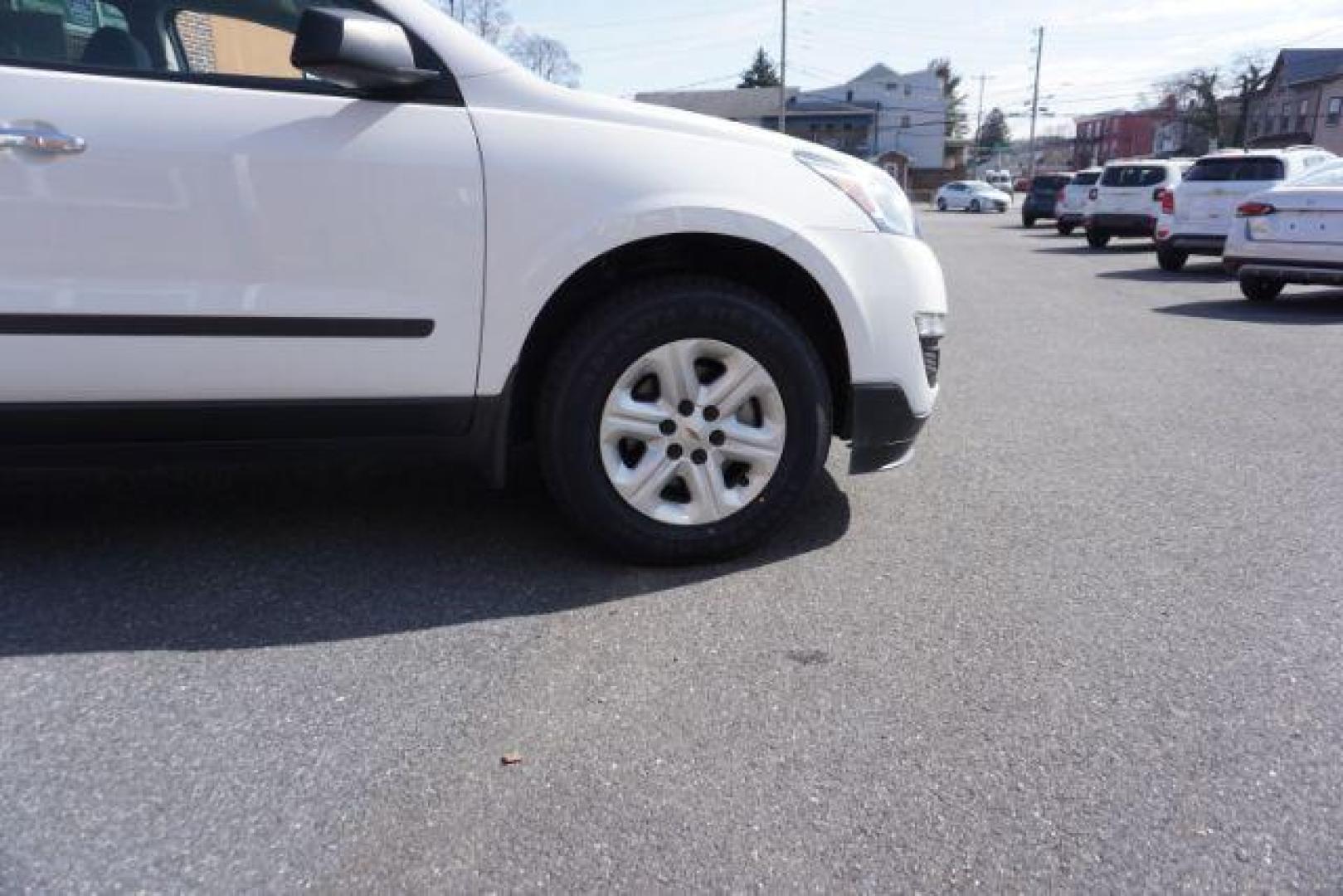 2017 Summit White Chevrolet Traverse LS FWD w/PDC (1GNKRFEDXHJ) with an 3.6L V6 DOHC 24V engine, 6-Speed Automatic transmission, located at 312 Centre Ave, Schuylkill Haven, PA, 17972, (570) 593-5278, 40.638130, -76.177383 - aluminum/alloy wheels, luggage rack, power driver's seat, rear parking sensors - Photo#12