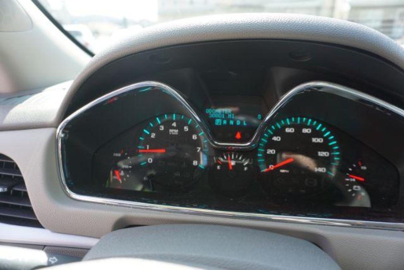 2017 Summit White Chevrolet Traverse LS FWD w/PDC (1GNKRFEDXHJ) with an 3.6L V6 DOHC 24V engine, 6-Speed Automatic transmission, located at 312 Centre Ave, Schuylkill Haven, PA, 17972, (570) 593-5278, 40.638130, -76.177383 - aluminum/alloy wheels, luggage rack, power driver's seat, rear parking sensors - Photo#30