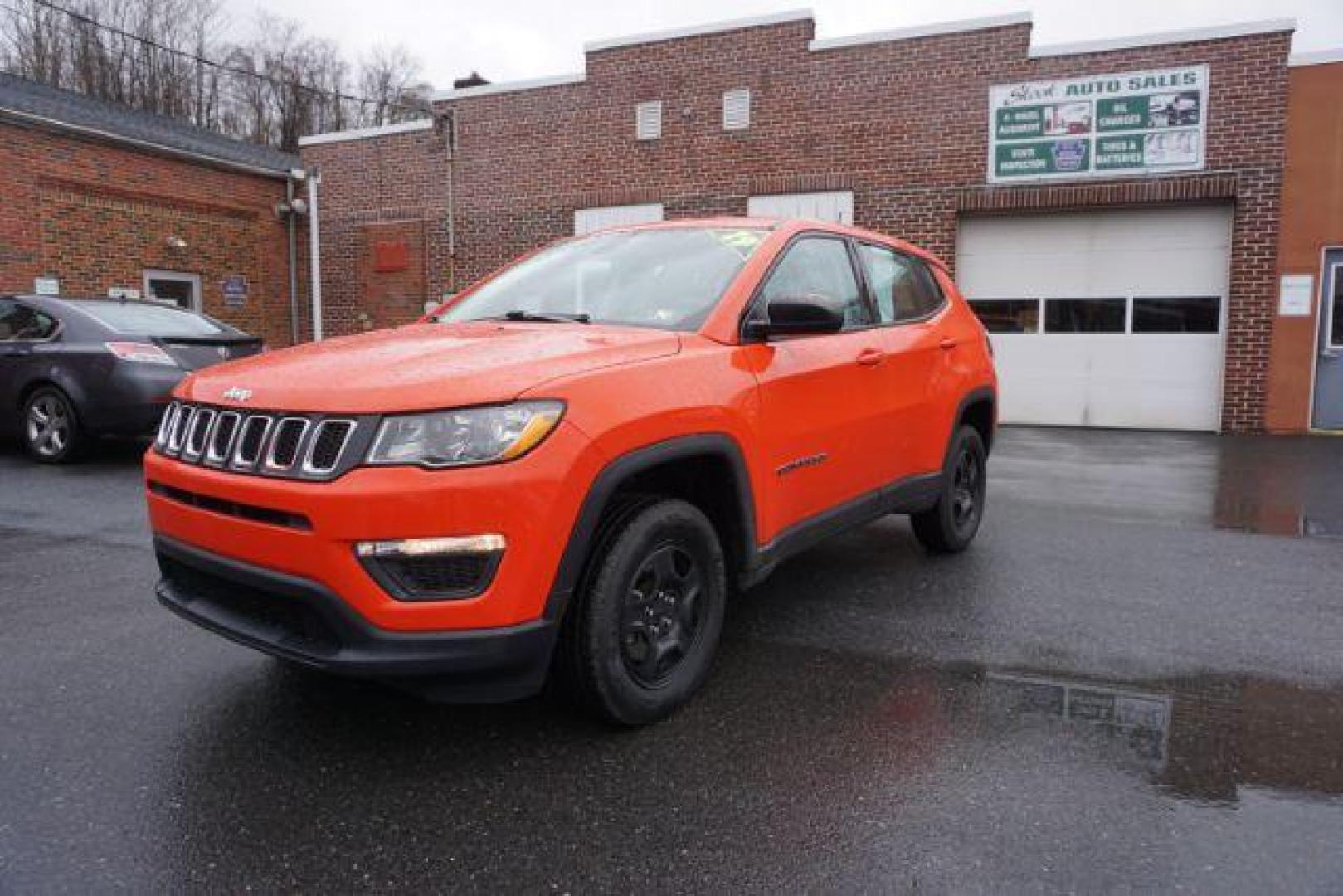 2019 Spitfire Orange Clear Coat Jeep Compass Sport 4WD (3C4NJDAB1KT) with an 2.4L L4 DOHC 16V engine, 6-Speed Manual transmission, located at 312 Centre Ave, Schuylkill Haven, PA, 17972, (570) 593-5278, 40.638130, -76.177383 - Photo#4