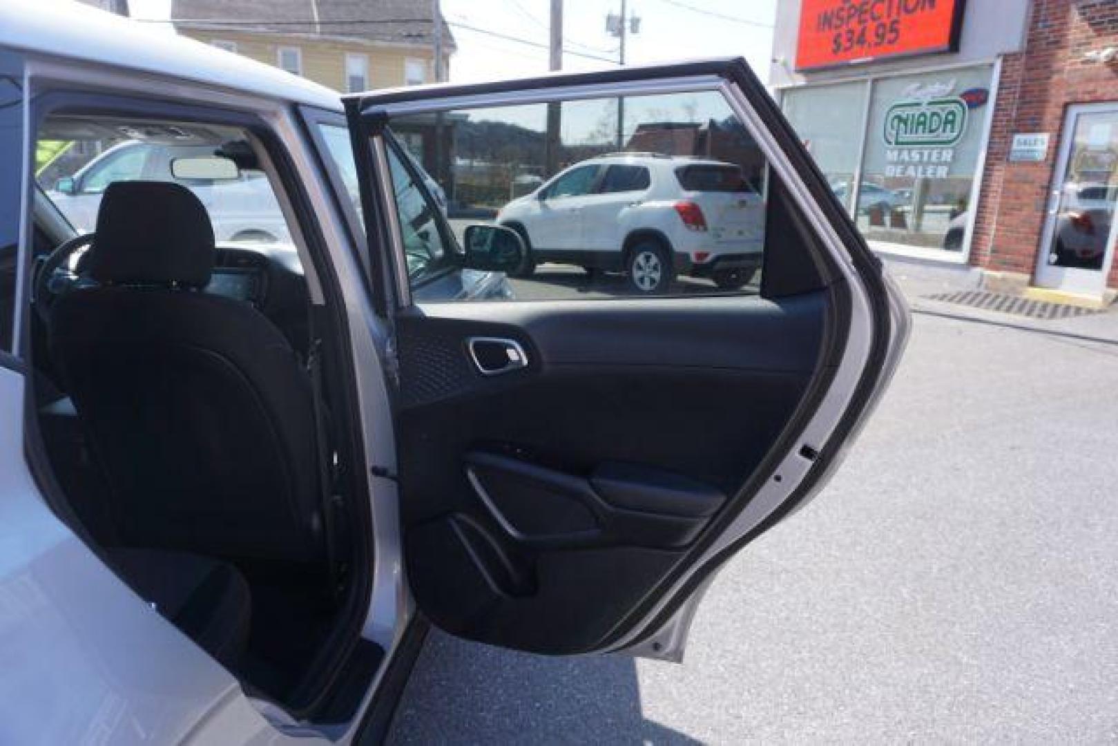 2021 Sparkling Silver Kia Soul S (KNDJ23AU7M7) with an 2.0L L4 DOHC 16V engine, Continuously Variable Transmission transmission, located at 312 Centre Ave, Schuylkill Haven, PA, 17972, (570) 593-5278, 40.638130, -76.177383 - Photo#43