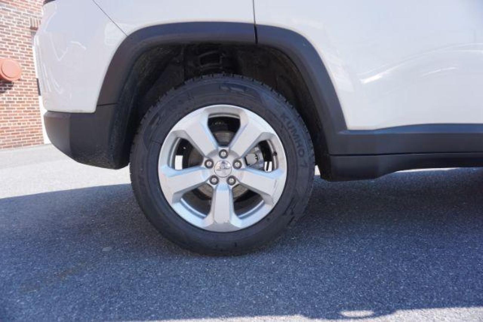 2018 White Clear Coat Jeep Compass Latitude 4WD (3C4NJDBB4JT) with an 2.4L L4 DOHC 16V engine, located at 312 Centre Ave, Schuylkill Haven, PA, 17972, (570) 593-5278, 40.638130, -76.177383 - collision avoidance, HID headlamps, luggage rack - Photo#10