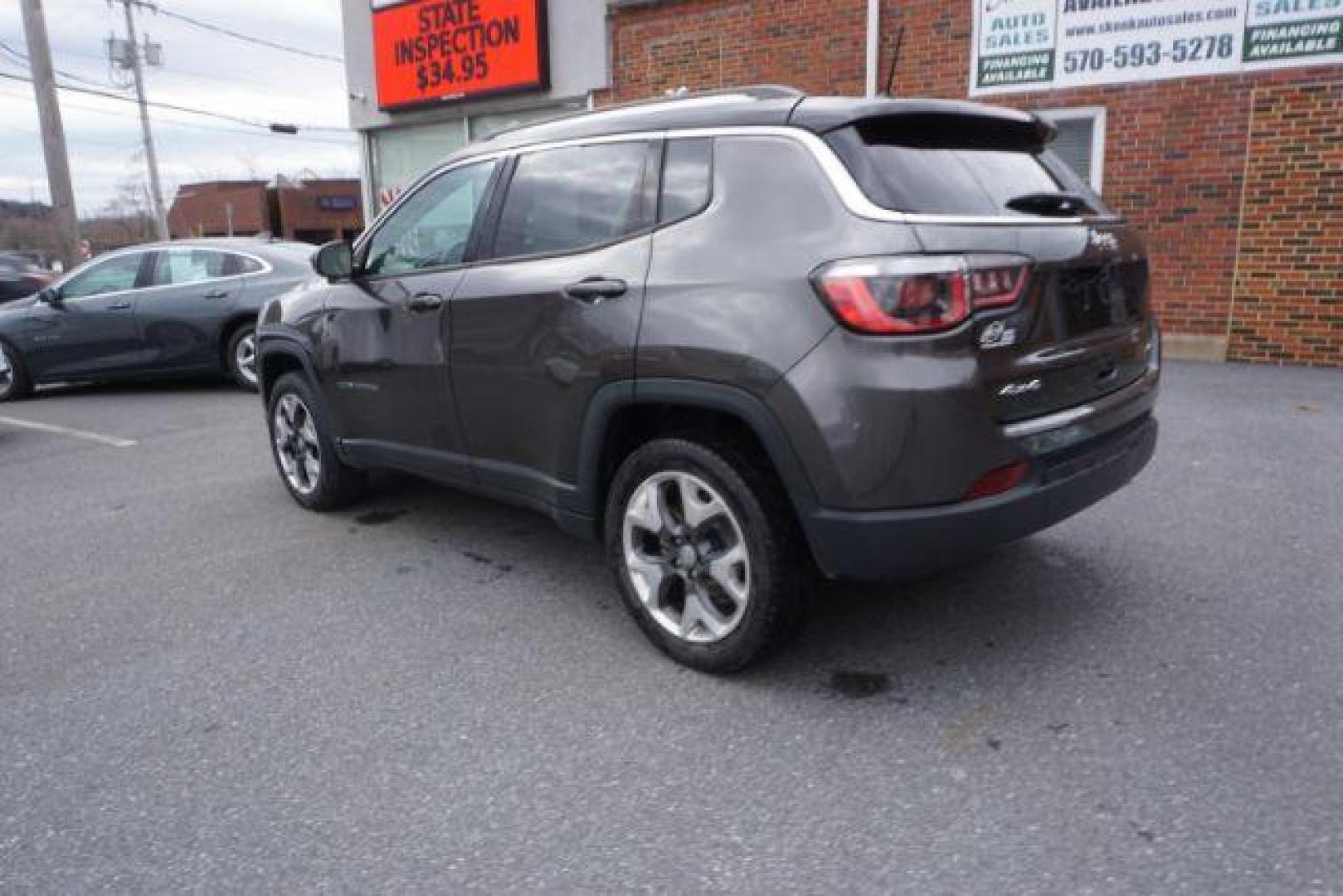 2018 Granite Crystal Metallic Clear Coat/Black Clear Co /Black, leather Jeep Compass Limited 4WD (3C4NJDCB5JT) with an 2.4L L4 DOHC 16V engine, Continuously Variable Transmission transmission, located at 312 Centre Ave, Schuylkill Haven, PA, 17972, (570) 593-5278, 40.638130, -76.177383 - collision avoidance, HID headlamps, luggage rack, power liftgate, power sunroof - Photo#17