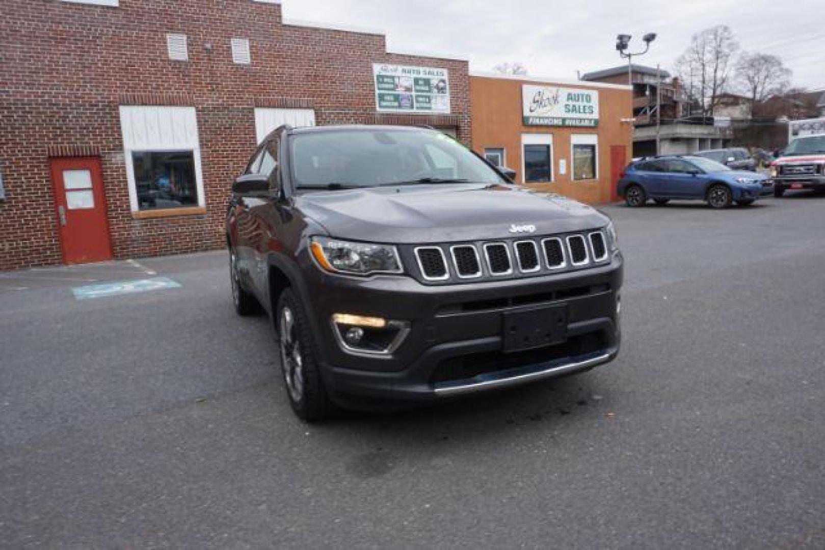 2018 Granite Crystal Metallic Clear Coat/Black Clear Co /Black, leather Jeep Compass Limited 4WD (3C4NJDCB5JT) with an 2.4L L4 DOHC 16V engine, Continuously Variable Transmission transmission, located at 312 Centre Ave, Schuylkill Haven, PA, 17972, (570) 593-5278, 40.638130, -76.177383 - collision avoidance, HID headlamps, luggage rack, power liftgate, power sunroof - Photo#6