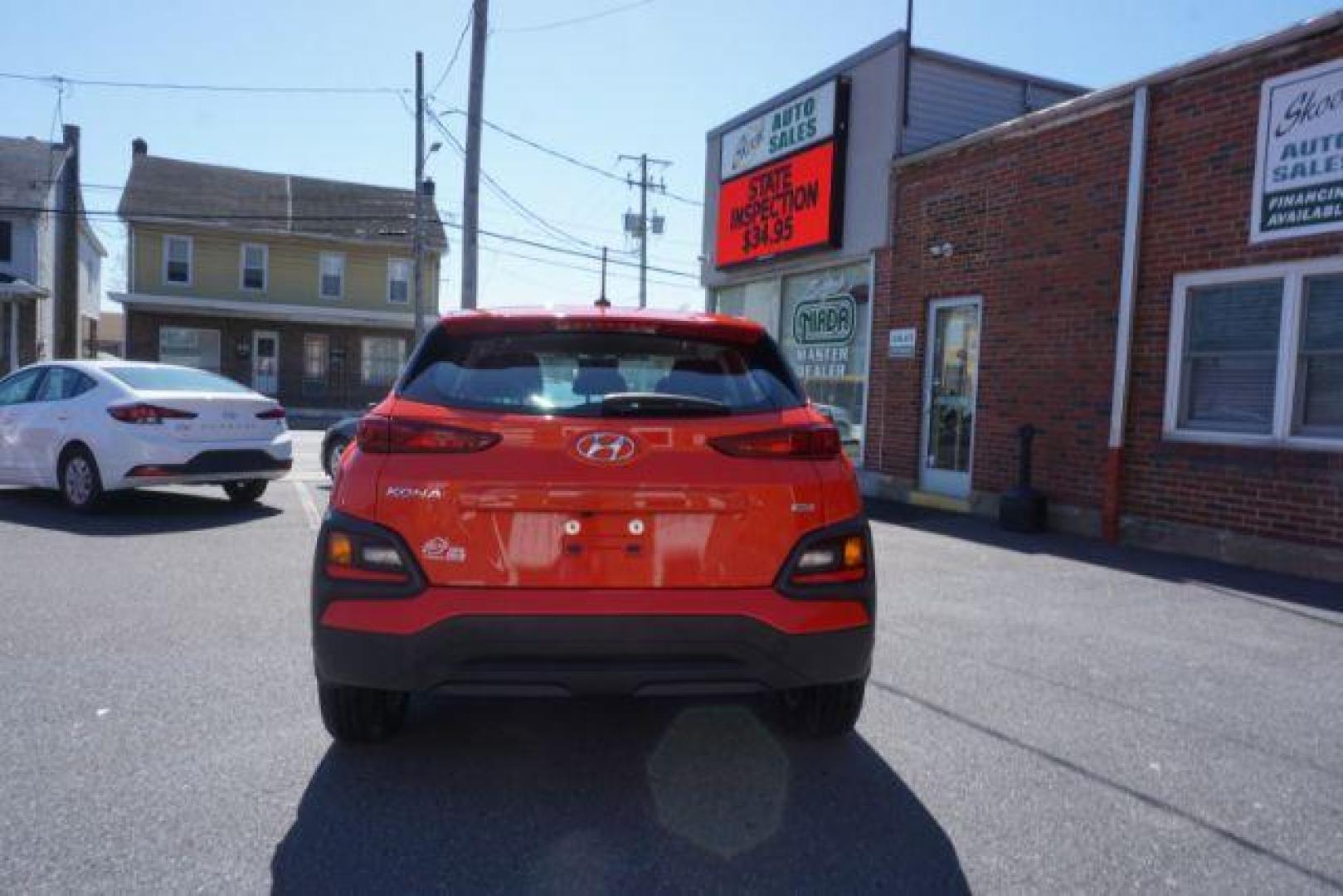 2019 Sunset Orange /Black, cloth Hyundai Kona SE AWD (KM8K1CAA3KU) with an 2.0L L4 DOHC 16V engine, 6-Speed Automatic transmission, located at 312 Centre Ave, Schuylkill Haven, PA, 17972, (570) 593-5278, 40.638130, -76.177383 - Photo#14