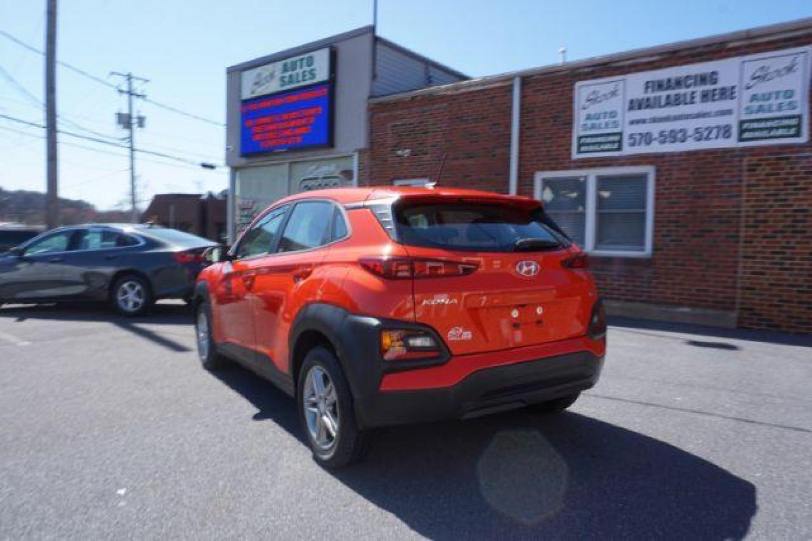 2019 Sunset Orange /Black, cloth Hyundai Kona SE AWD (KM8K1CAA3KU) with an 2.0L L4 DOHC 16V engine, 6-Speed Automatic transmission, located at 312 Centre Ave, Schuylkill Haven, PA, 17972, (570) 593-5278, 40.638130, -76.177383 - Photo#15