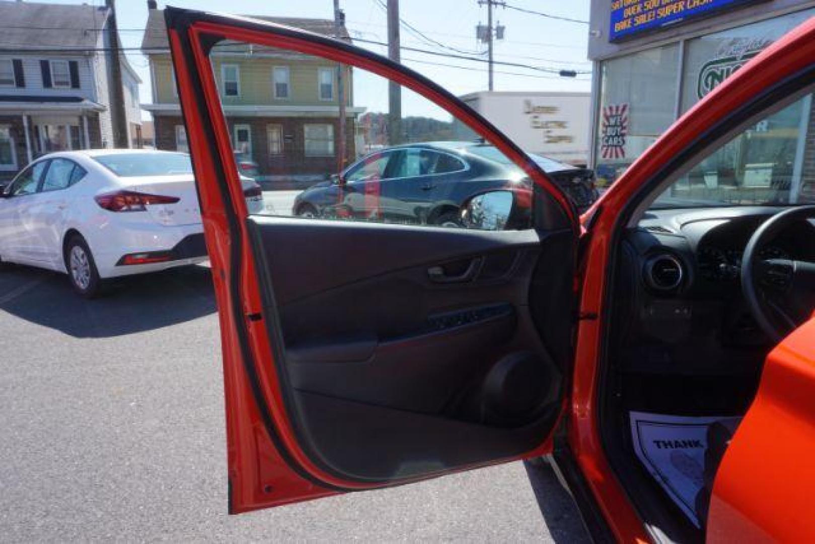 2019 Sunset Orange /Black, cloth Hyundai Kona SE AWD (KM8K1CAA3KU) with an 2.0L L4 DOHC 16V engine, 6-Speed Automatic transmission, located at 312 Centre Ave, Schuylkill Haven, PA, 17972, (570) 593-5278, 40.638130, -76.177383 - Photo#18