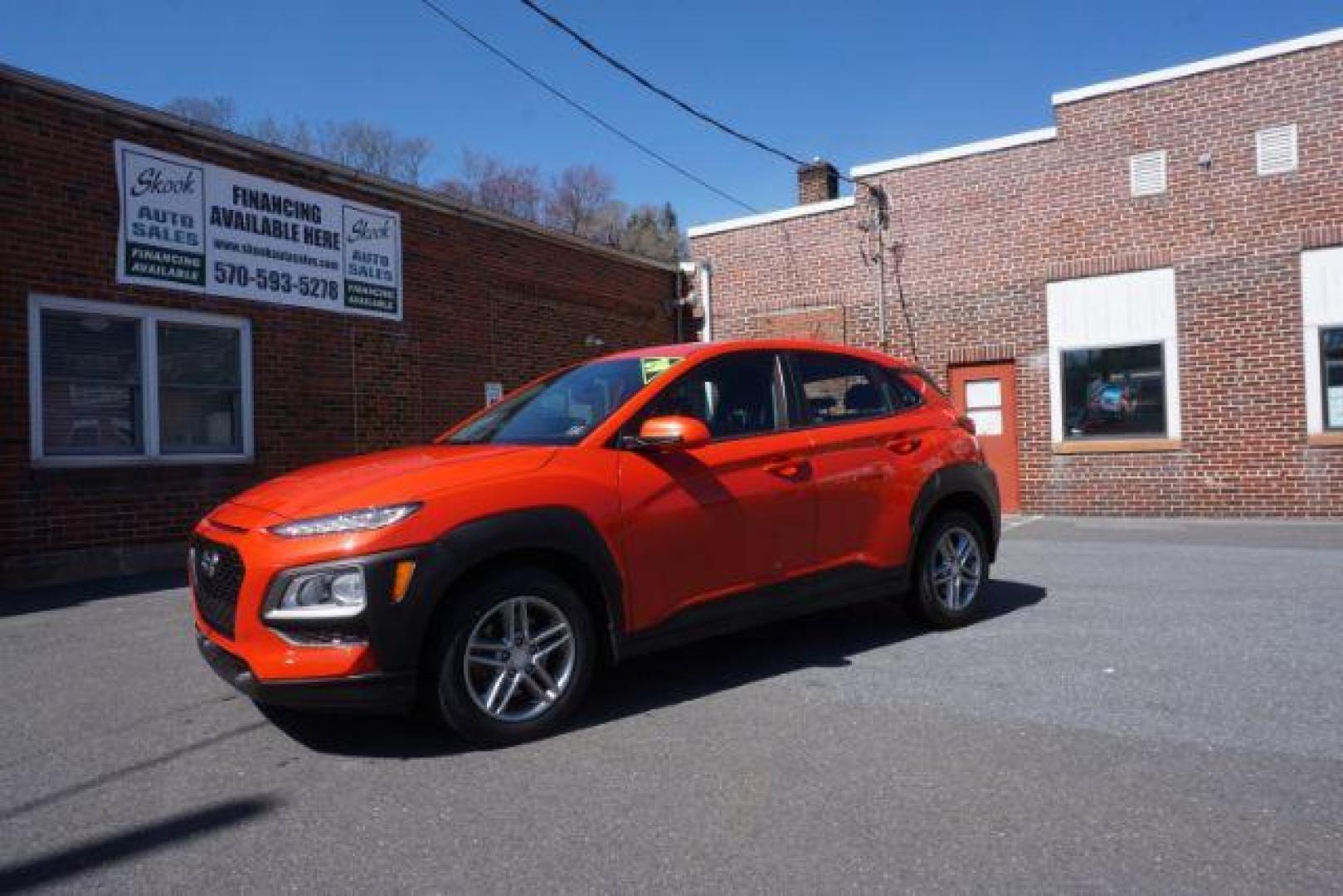 2019 Sunset Orange /Black, cloth Hyundai Kona SE AWD (KM8K1CAA3KU) with an 2.0L L4 DOHC 16V engine, 6-Speed Automatic transmission, located at 312 Centre Ave, Schuylkill Haven, PA, 17972, (570) 593-5278, 40.638130, -76.177383 - Photo#1