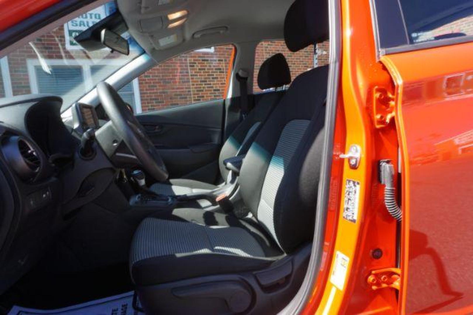 2019 Sunset Orange /Black, cloth Hyundai Kona SE AWD (KM8K1CAA3KU) with an 2.0L L4 DOHC 16V engine, 6-Speed Automatic transmission, located at 312 Centre Ave, Schuylkill Haven, PA, 17972, (570) 593-5278, 40.638130, -76.177383 - Photo#21