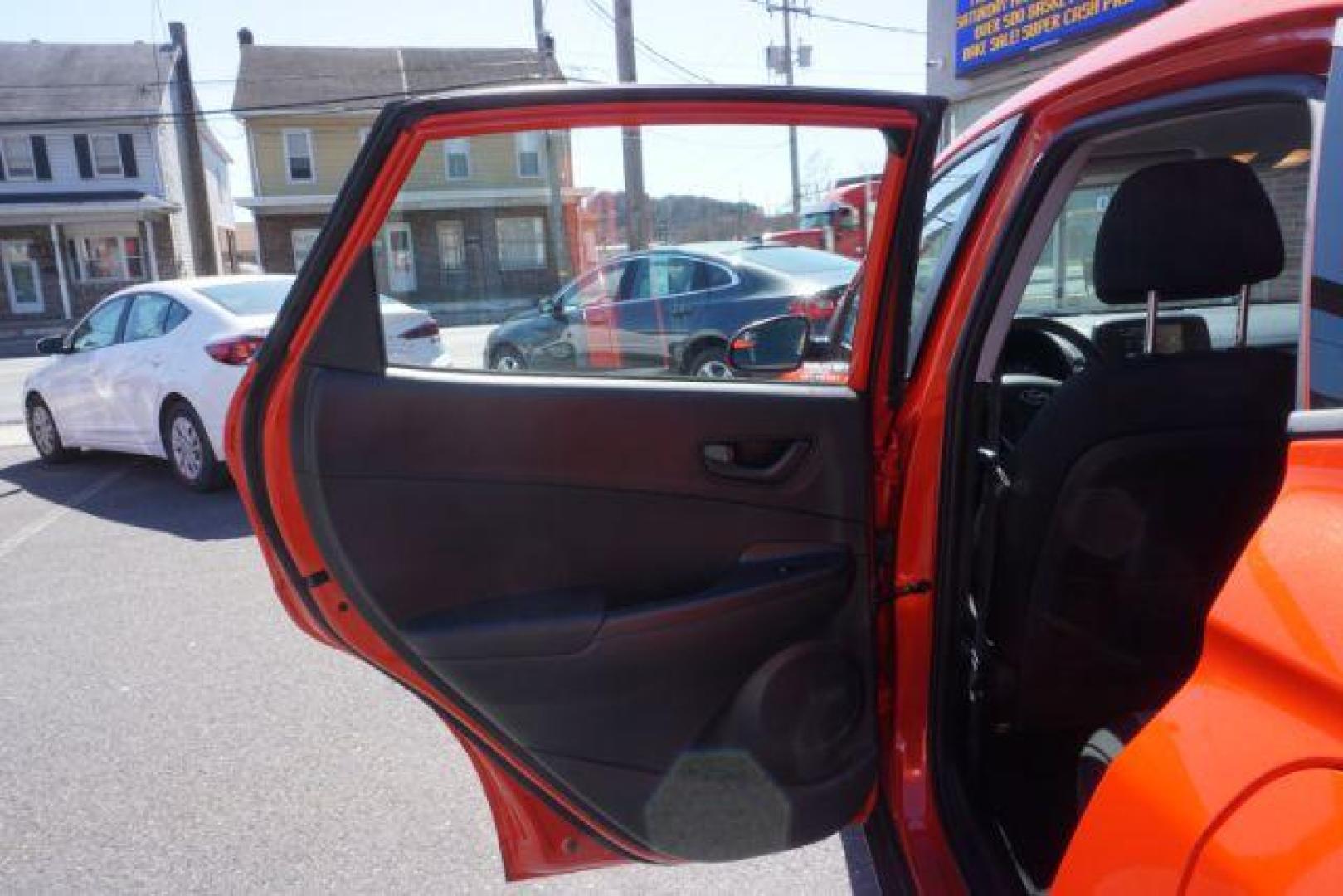 2019 Sunset Orange /Black, cloth Hyundai Kona SE AWD (KM8K1CAA3KU) with an 2.0L L4 DOHC 16V engine, 6-Speed Automatic transmission, located at 312 Centre Ave, Schuylkill Haven, PA, 17972, (570) 593-5278, 40.638130, -76.177383 - Photo#30