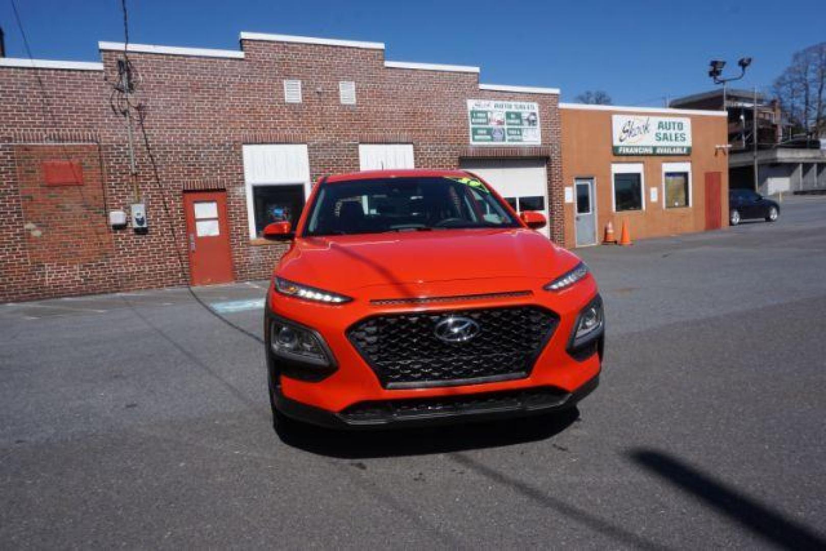 2019 Sunset Orange /Black, cloth Hyundai Kona SE AWD (KM8K1CAA3KU) with an 2.0L L4 DOHC 16V engine, 6-Speed Automatic transmission, located at 312 Centre Ave, Schuylkill Haven, PA, 17972, (570) 593-5278, 40.638130, -76.177383 - Photo#5