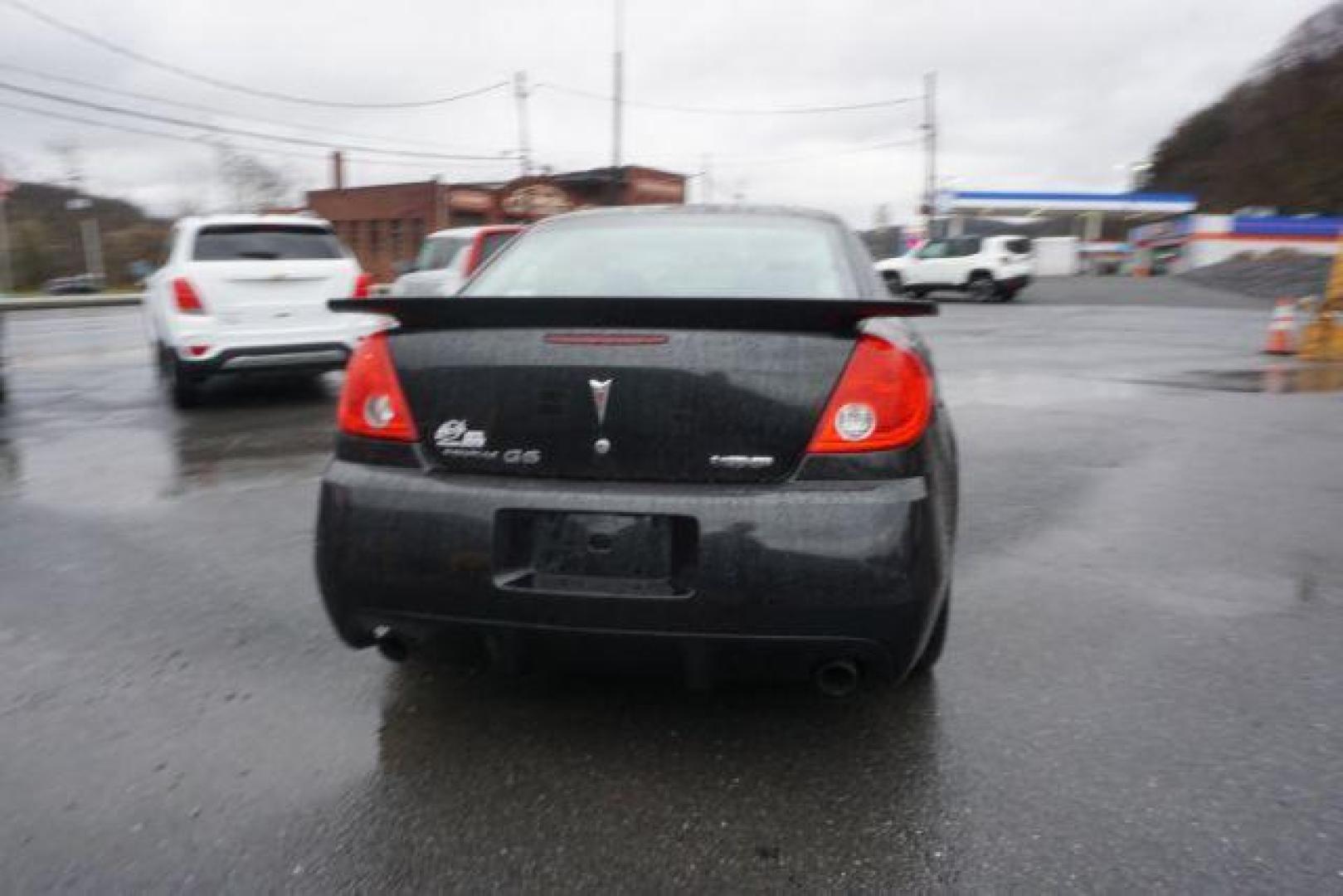 2008 Black Pontiac G6 GXP Sedan (1G2ZM577984) with an 3.6L V6 DOHC 24V engine, 6-Speed Automatic transmission, located at 312 Centre Ave, Schuylkill Haven, PA, 17972, (570) 593-5278, 40.638130, -76.177383 - Photo#12