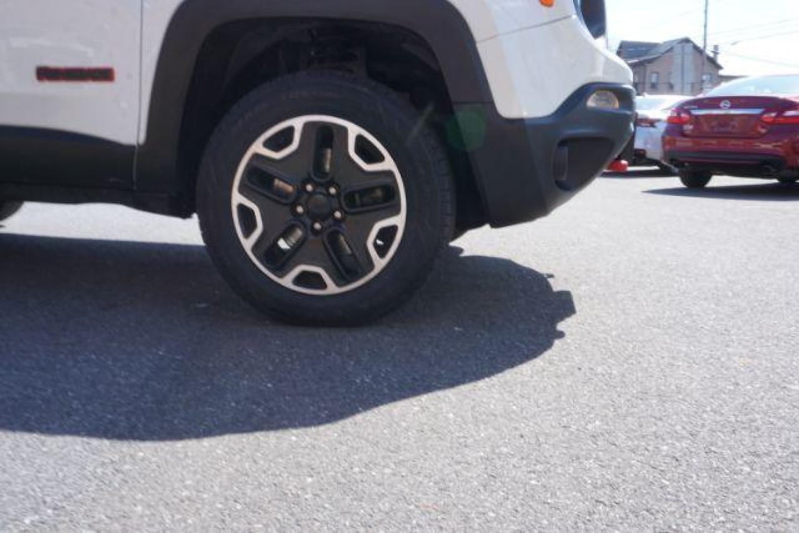 2017 Alpine White /Black, premium cloth Jeep Renegade Trailhawk (ZACCJBCB8HP) with an 2.4L L4 DOHC 16V engine, 9-Speed Automatic transmission, located at 312 Centre Ave, Schuylkill Haven, PA, 17972, (570) 593-5278, 40.638130, -76.177383 - luggage rack, passive keyless entry - Photo#9