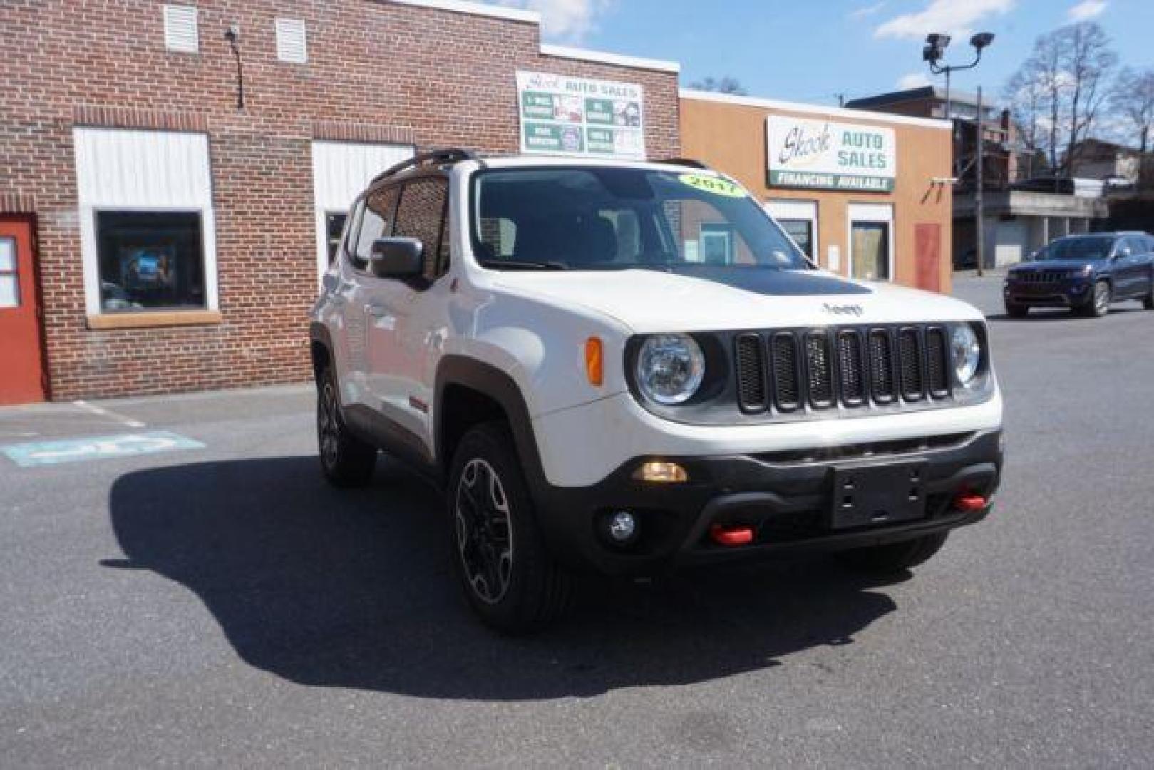 2017 Alpine White /Black, premium cloth Jeep Renegade Trailhawk (ZACCJBCB8HP) with an 2.4L L4 DOHC 16V engine, 9-Speed Automatic transmission, located at 312 Centre Ave, Schuylkill Haven, PA, 17972, (570) 593-5278, 40.638130, -76.177383 - luggage rack, passive keyless entry - Photo#7