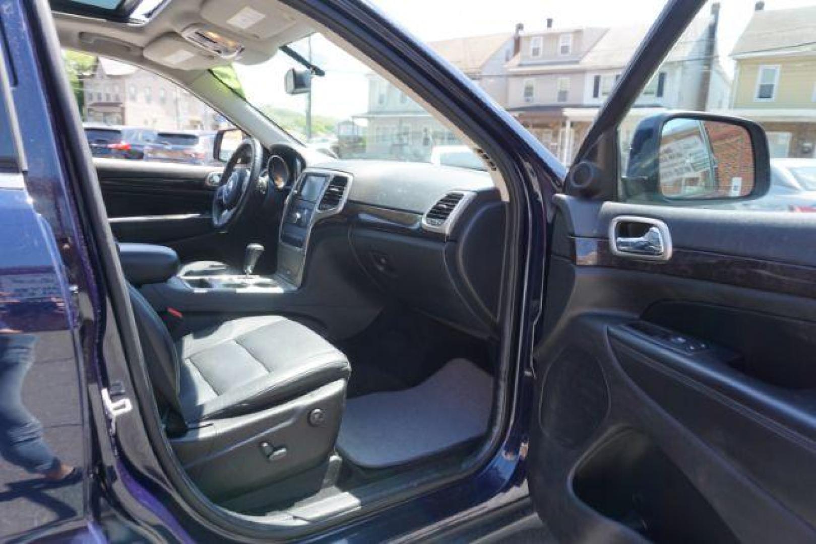 2013 True Blue Pearl Jeep Grand Cherokee Laredo 4WD (1C4RJFAG7DC) with an 3.6L V6 DOHC 24V engine, 5-Speed Automatic transmission, located at 312 Centre Ave, Schuylkill Haven, PA, 17972, (570) 593-5278, 40.638130, -76.177383 - automatic climate control, back up camera, heated front seats, leather seats, navigation, power sunroof, rear parking sensors, towing pkg - Photo#49