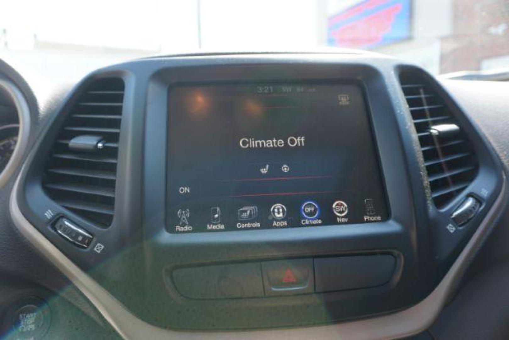 2015 Bright White Clearcoat Jeep Cherokee Trailhawk 4WD (1C4PJMBS2FW) with an 3.2L V6 DOHC 24V engine, 9-Speed Automatic transmission, located at 312 Centre Ave, Schuylkill Haven, PA, 17972, (570) 593-5278, 40.638130, -76.177383 - driver's seat memory, heated front seats, lane departure warning, leather seats, navigation, passive keyless entry, power drivers seat, power liftgate, power sunroof, rear parking sensors, towing pkg - Photo#27