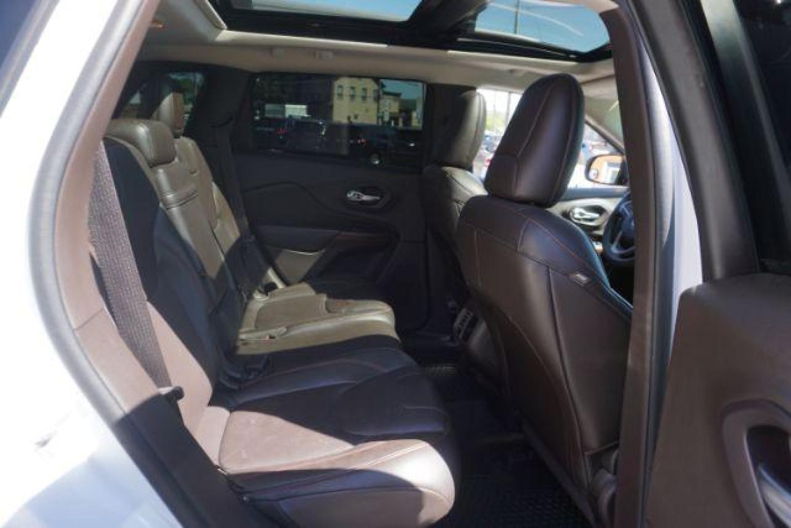 2015 Bright White Clearcoat Jeep Cherokee Trailhawk 4WD (1C4PJMBS2FW) with an 3.2L V6 DOHC 24V engine, 9-Speed Automatic transmission, located at 312 Centre Ave, Schuylkill Haven, PA, 17972, (570) 593-5278, 40.638130, -76.177383 - driver's seat memory, heated front seats, lane departure warning, leather seats, navigation, passive keyless entry, power drivers seat, power liftgate, power sunroof, rear parking sensors, towing pkg - Photo#47