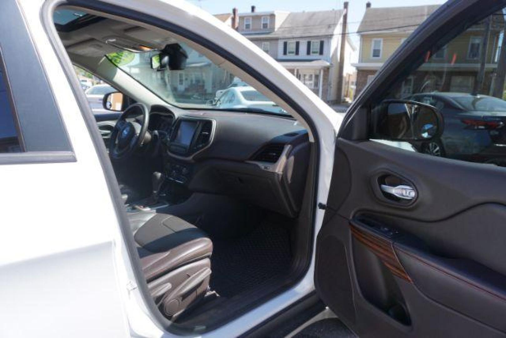 2015 Bright White Clearcoat Jeep Cherokee Trailhawk 4WD (1C4PJMBS2FW) with an 3.2L V6 DOHC 24V engine, 9-Speed Automatic transmission, located at 312 Centre Ave, Schuylkill Haven, PA, 17972, (570) 593-5278, 40.638130, -76.177383 - driver's seat memory, heated front seats, lane departure warning, leather seats, navigation, passive keyless entry, power drivers seat, power liftgate, power sunroof, rear parking sensors, towing pkg - Photo#51