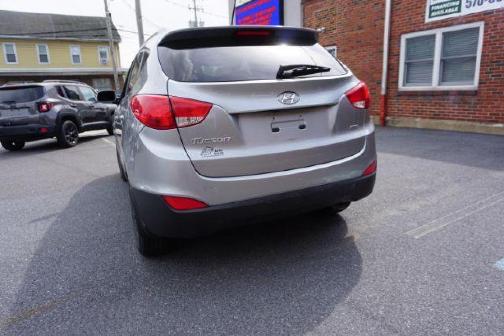 2014 Graphite Gray /Taupe Hyundai Tucson GLS AWD (KM8JUCAG3EU) with an 2.4L L4 DOHC 16V engine, 6-Speed Automatic transmission, located at 312 Centre Ave, Schuylkill Haven, PA, 17972, (570) 593-5278, 40.638130, -76.177383 - Photo#13