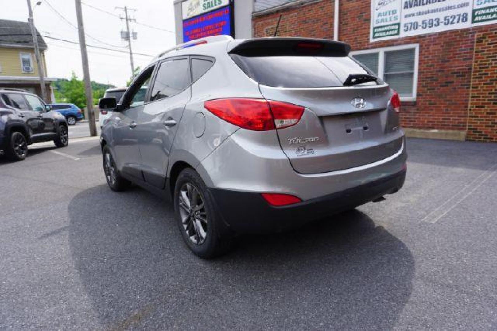 2014 Graphite Gray /Taupe Hyundai Tucson GLS AWD (KM8JUCAG3EU) with an 2.4L L4 DOHC 16V engine, 6-Speed Automatic transmission, located at 312 Centre Ave, Schuylkill Haven, PA, 17972, (570) 593-5278, 40.638130, -76.177383 - Photo#14