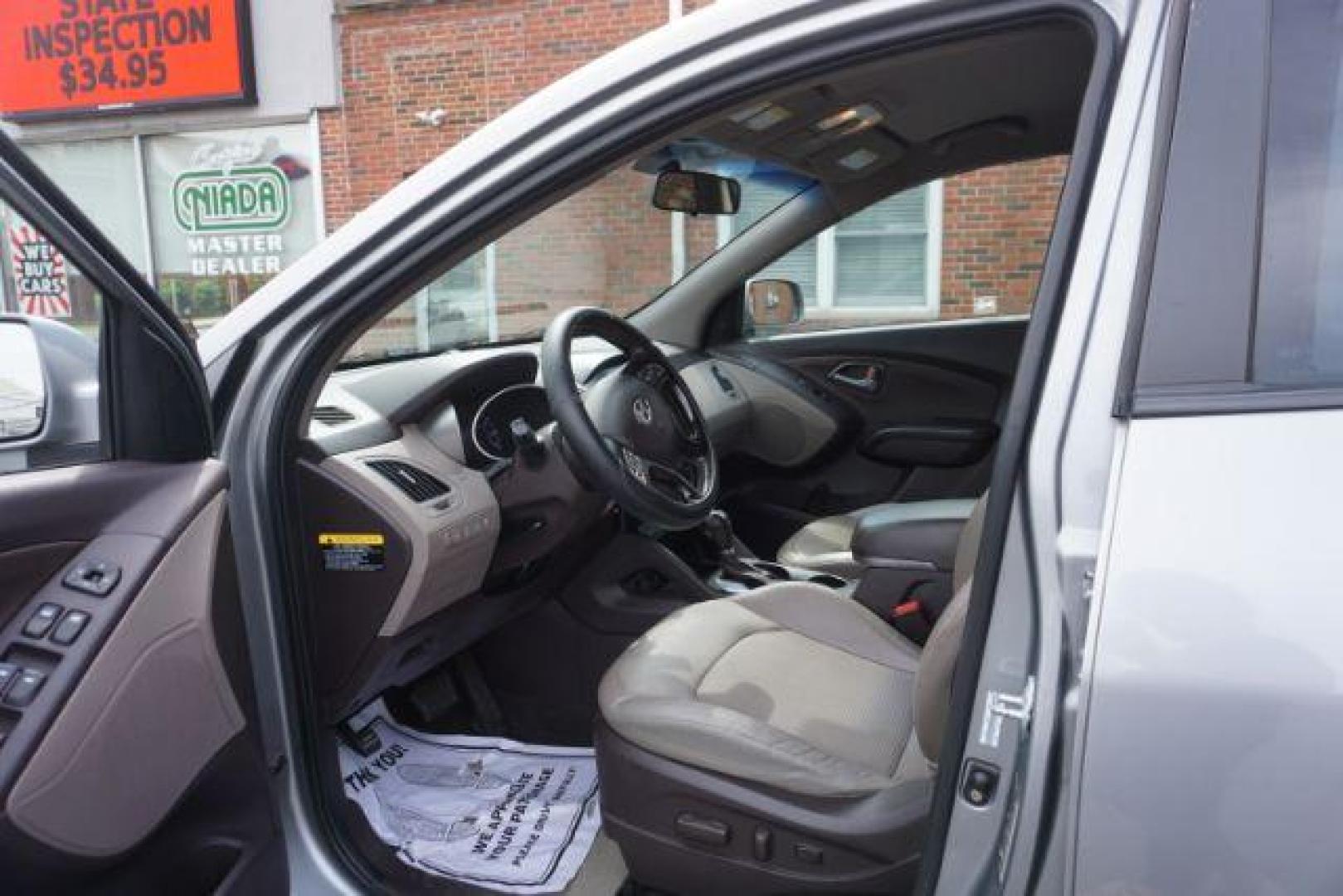 2014 Graphite Gray /Taupe Hyundai Tucson GLS AWD (KM8JUCAG3EU) with an 2.4L L4 DOHC 16V engine, 6-Speed Automatic transmission, located at 312 Centre Ave, Schuylkill Haven, PA, 17972, (570) 593-5278, 40.638130, -76.177383 - Photo#22