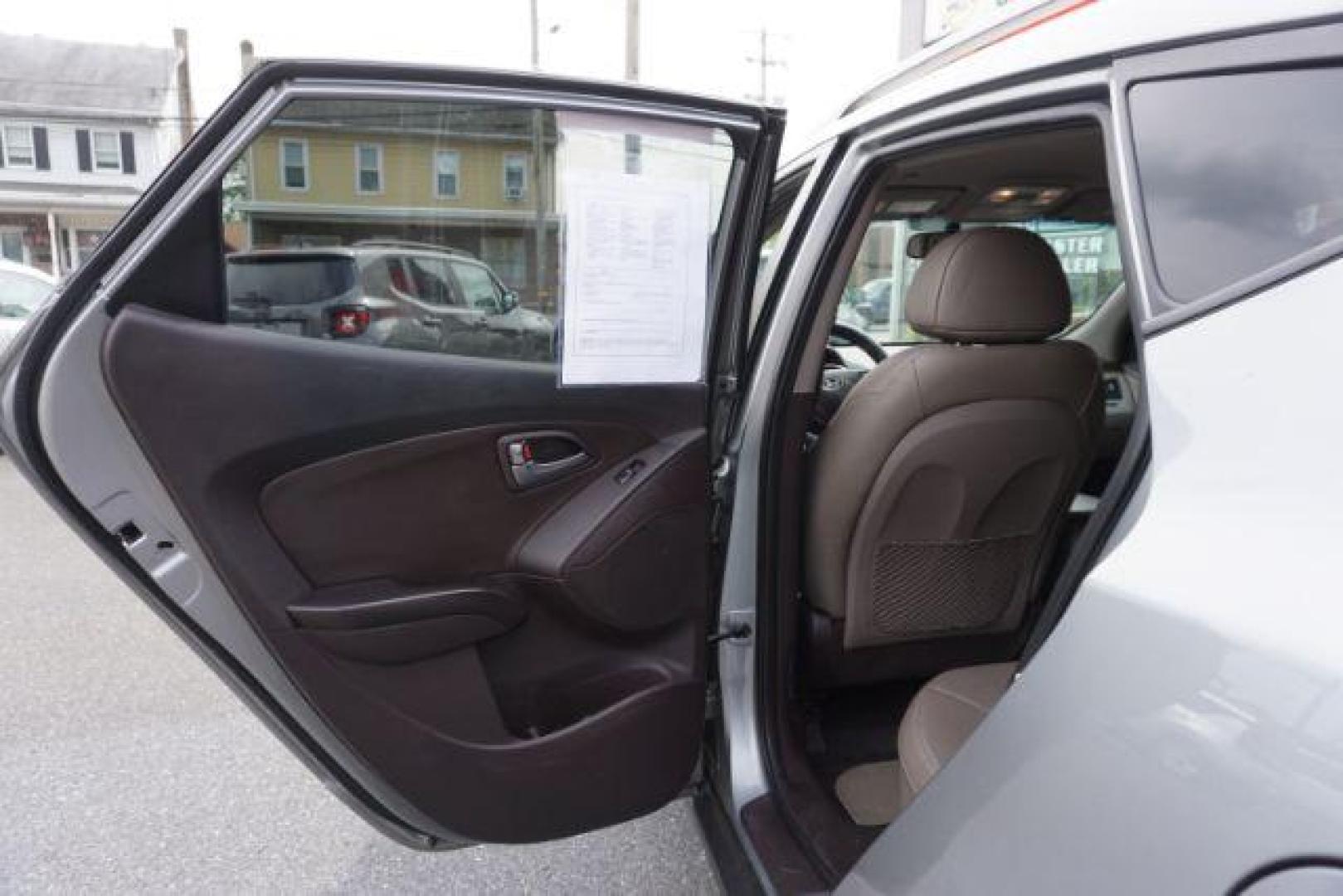 2014 Graphite Gray /Taupe Hyundai Tucson GLS AWD (KM8JUCAG3EU) with an 2.4L L4 DOHC 16V engine, 6-Speed Automatic transmission, located at 312 Centre Ave, Schuylkill Haven, PA, 17972, (570) 593-5278, 40.638130, -76.177383 - Photo#32