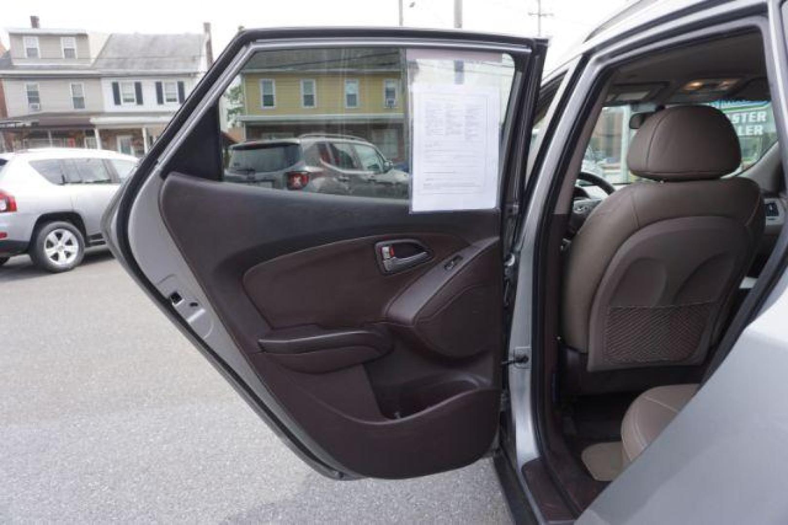 2014 Graphite Gray /Taupe Hyundai Tucson GLS AWD (KM8JUCAG3EU) with an 2.4L L4 DOHC 16V engine, 6-Speed Automatic transmission, located at 312 Centre Ave, Schuylkill Haven, PA, 17972, (570) 593-5278, 40.638130, -76.177383 - Photo#33