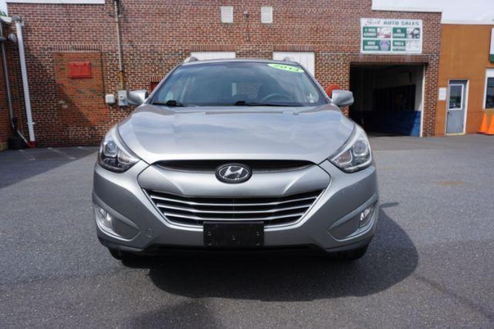 2014 Graphite Gray /Taupe Hyundai Tucson GLS AWD (KM8JUCAG3EU) with an 2.4L L4 DOHC 16V engine, 6-Speed Automatic transmission, located at 312 Centre Ave, Schuylkill Haven, PA, 17972, (570) 593-5278, 40.638130, -76.177383 - Photo#3