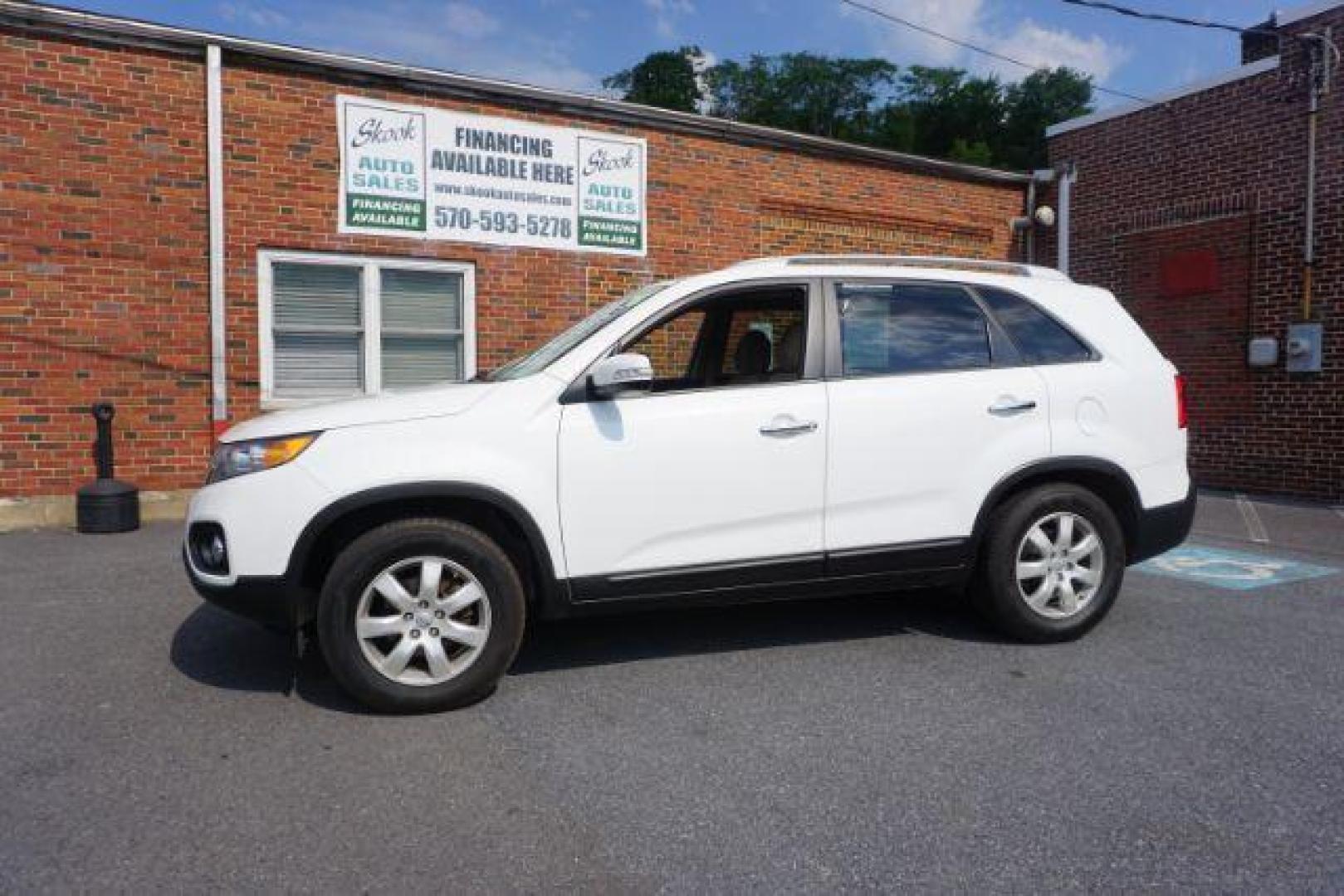 2013 Snow White Pearl /Beige Cloth Interior Kia Sorento LX 2WD (5XYKT3A67DG) with an 2.4L L4 DOHC 16V engine, 6-Speed Automatic transmission, located at 312 Centre Ave, Schuylkill Haven, PA, 17972, (570) 593-5278, 40.638130, -76.177383 - Photo#0