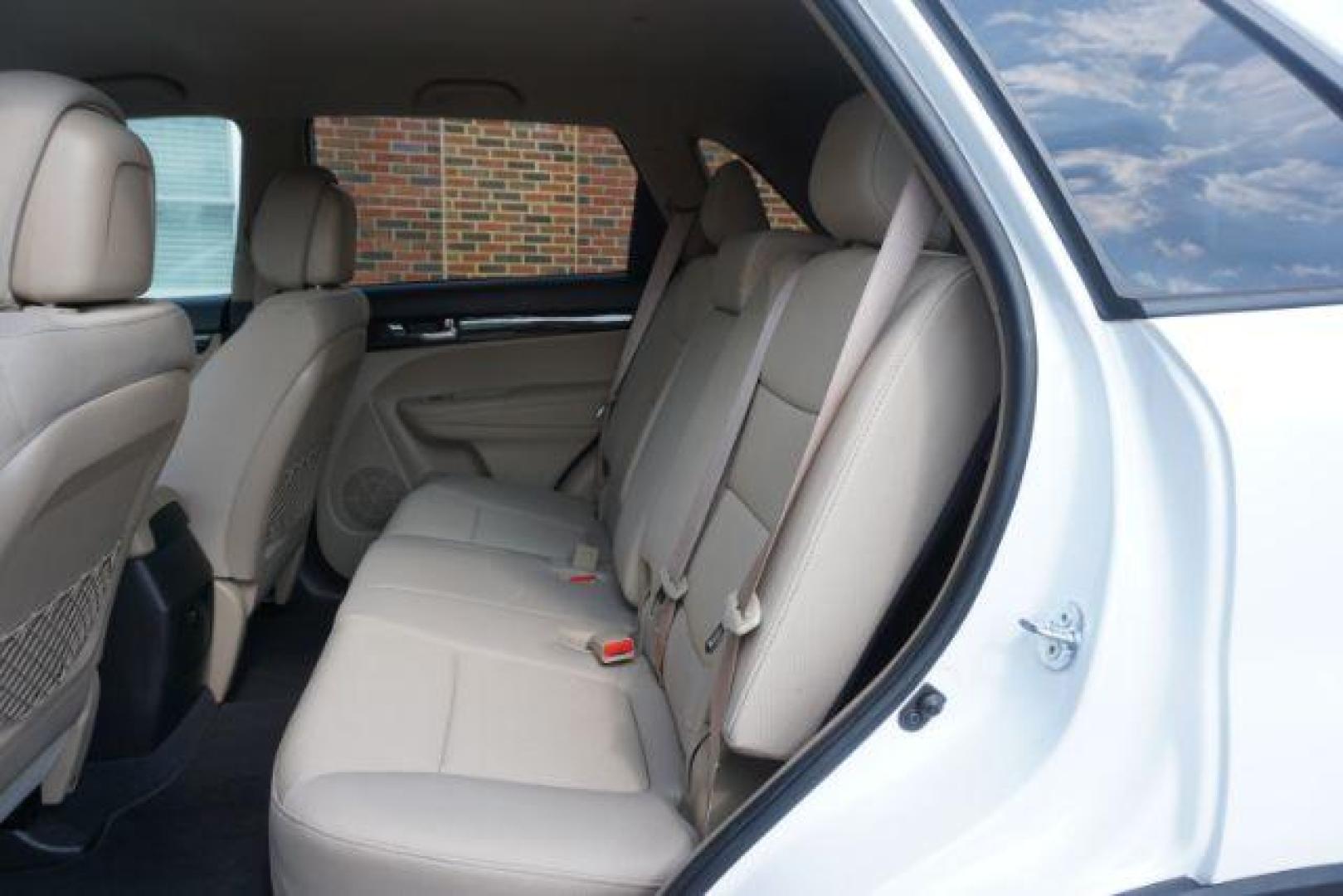 2013 Snow White Pearl /Beige Cloth Interior Kia Sorento LX 2WD (5XYKT3A67DG) with an 2.4L L4 DOHC 16V engine, 6-Speed Automatic transmission, located at 312 Centre Ave, Schuylkill Haven, PA, 17972, (570) 593-5278, 40.638130, -76.177383 - Photo#37