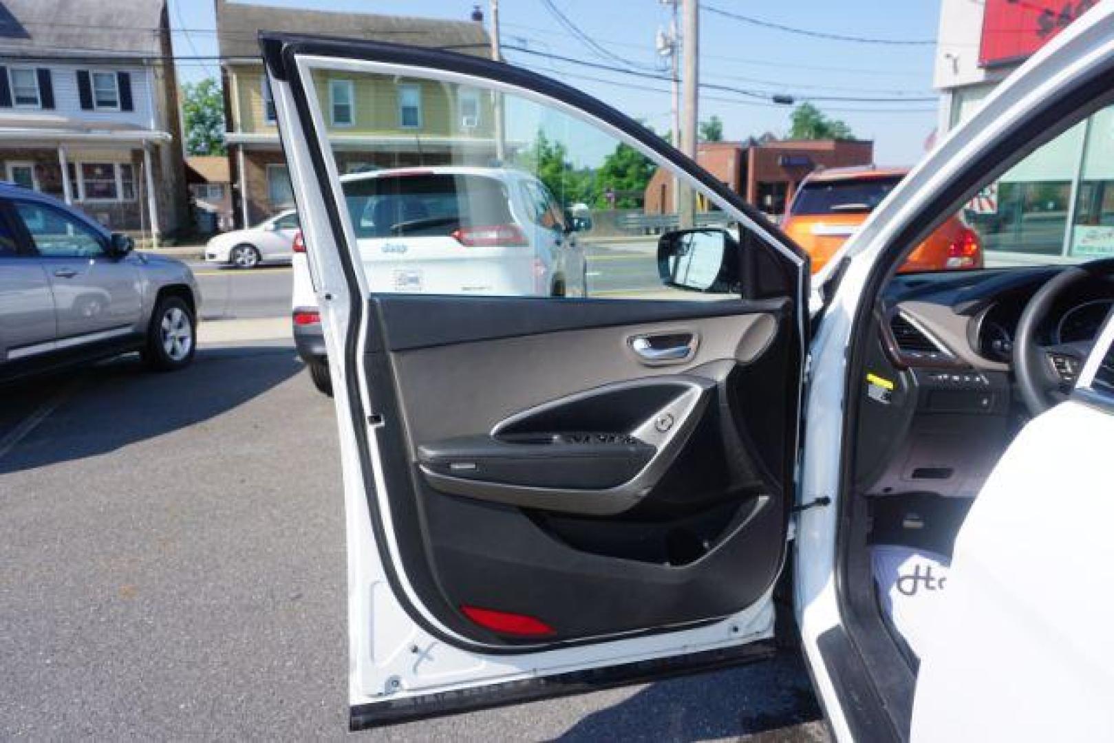 2018 Pearl White /Beige, cloth Hyundai Santa Fe Sport 2.4 AWD (5NMZTDLB1JH) with an 2.4L L4 DOHC 16V engine, 6-Speed Automatic transmission, located at 312 Centre Ave, Schuylkill Haven, PA, 17972, (570) 593-5278, 40.638130, -76.177383 - Brand New factory engine - Photo#13