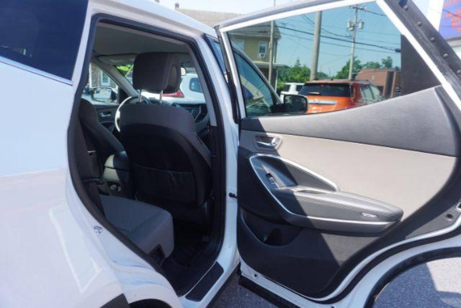 2018 Pearl White /Beige, cloth Hyundai Santa Fe Sport 2.4 AWD (5NMZTDLB1JH) with an 2.4L L4 DOHC 16V engine, 6-Speed Automatic transmission, located at 312 Centre Ave, Schuylkill Haven, PA, 17972, (570) 593-5278, 40.638130, -76.177383 - Brand New factory engine - Photo#36