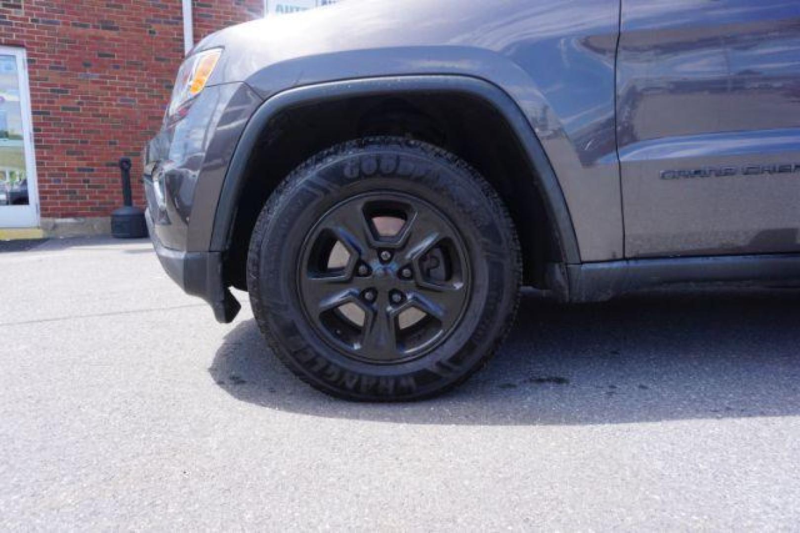 2015 Granite Crystal Met CC /Black Jeep Grand Cherokee Laredo 4WD (1C4RJFAG4FC) with an 3.6L V6 DOHC 24V engine, 8-Speed Automatic transmission, located at 312 Centre Ave, Schuylkill Haven, PA, 17972, (570) 593-5278, 40.638130, -76.177383 - heated front seats, universal garage door opener - Photo#1