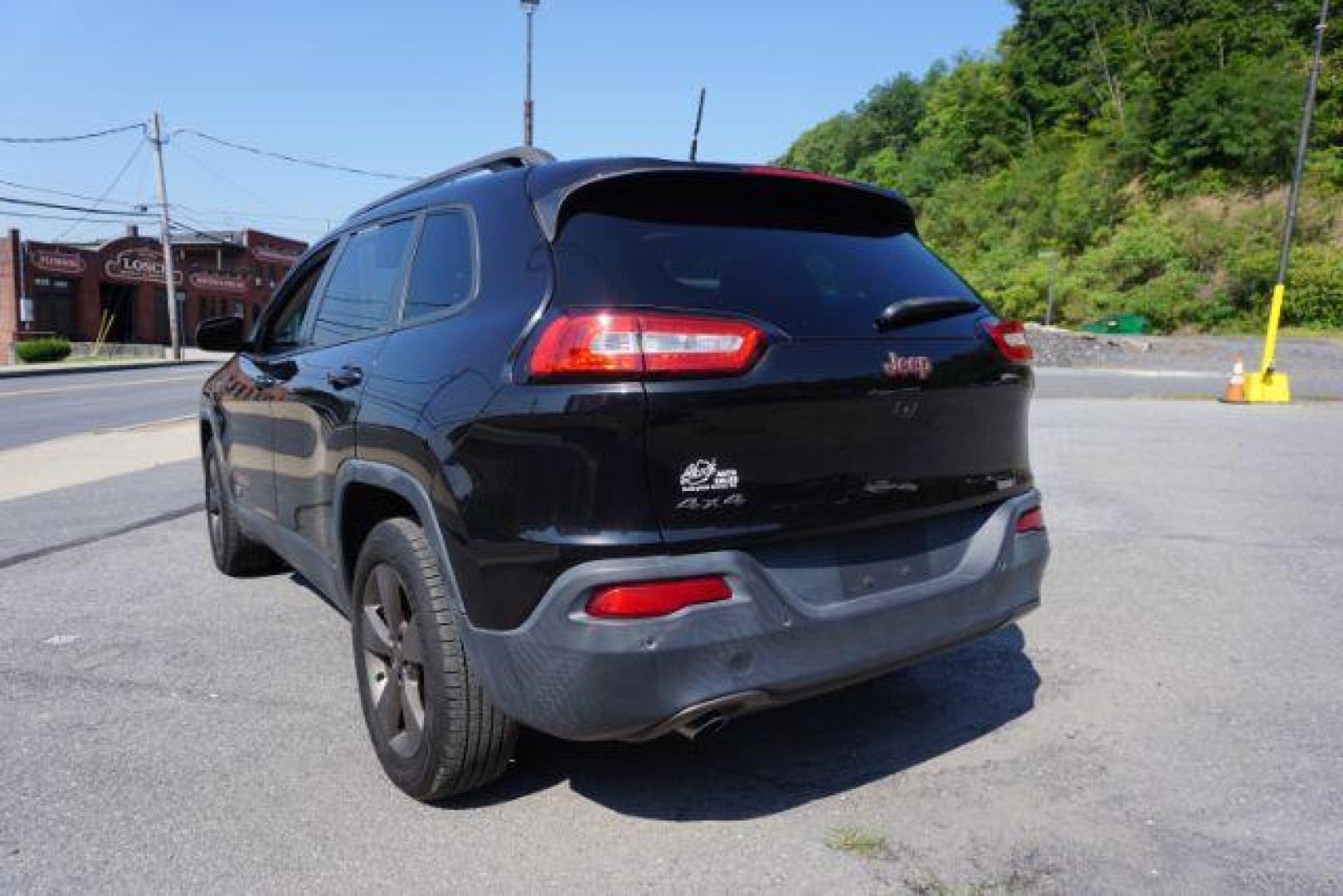 2016 Brilliant Black Crystal Pearl Coat /Black/Light Frost Beige, premium cloth Jeep Cherokee Latitude 4WD (1C4PJMCB2GW) with an 2.4L L4 DOHC 16V engine, 9-Speed Automatic transmission, located at 312 Centre Ave, Schuylkill Haven, PA, 17972, (570) 593-5278, 40.638130, -76.177383 - blind spot monitor, heated front seats, heated exterior mirrors, power drivers seat, power liftgate, power sunroof, rear parking sensors, universal garage door opener - Photo#8