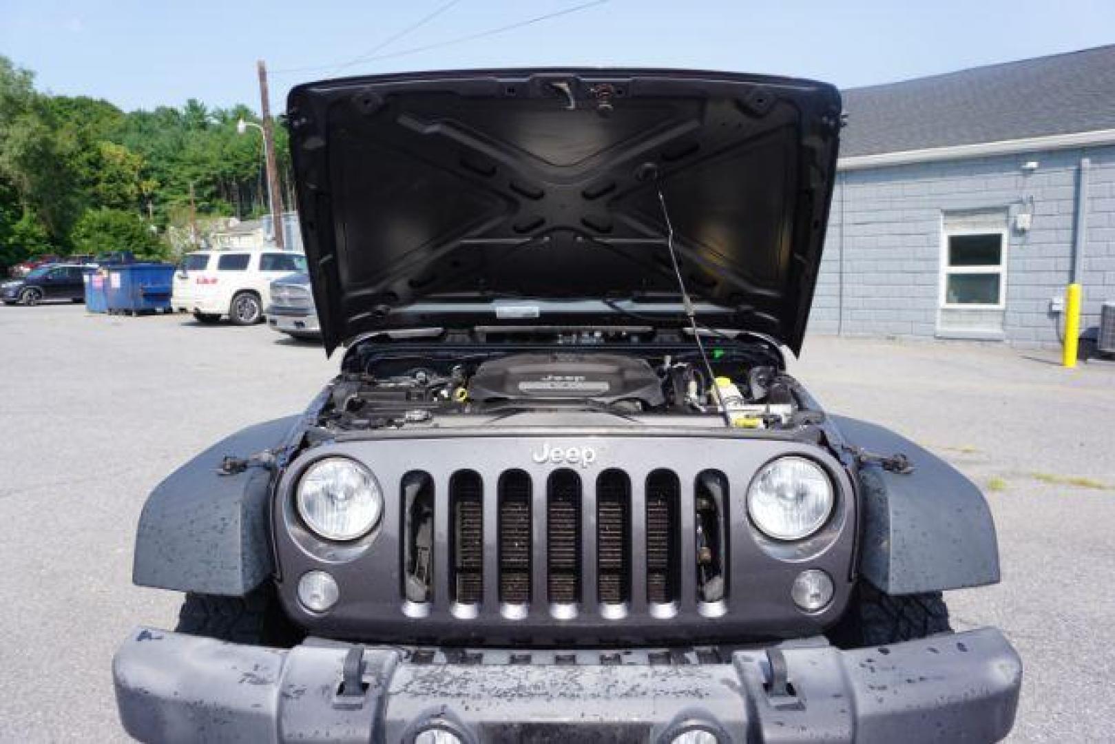 2016 Granite Crystal Metallic Clear Coat /Black, cloth Jeep Wrangler Unlimited Sport 4WD (1C4BJWDG5GL) with an 3.6L V6 DOHC 24V FFV engine, located at 312 Centre Ave, Schuylkill Haven, PA, 17972, (570) 593-5278, 40.638130, -76.177383 - Hard Top, Locking limited slip differential, Bluetooth connection - Photo#50