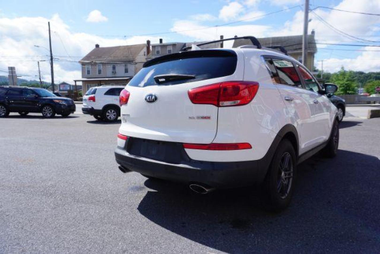 2016 Clear White /Black, leather Kia Sportage SX AWD (KNDPCCA61G7) with an 2.0L L4 DOHC 16V engine, 6-Speed Automatic transmission, located at 312 Centre Ave, Schuylkill Haven, PA, 17972, (570) 593-5278, 40.638130, -76.177383 - remote engine starter - Photo#9