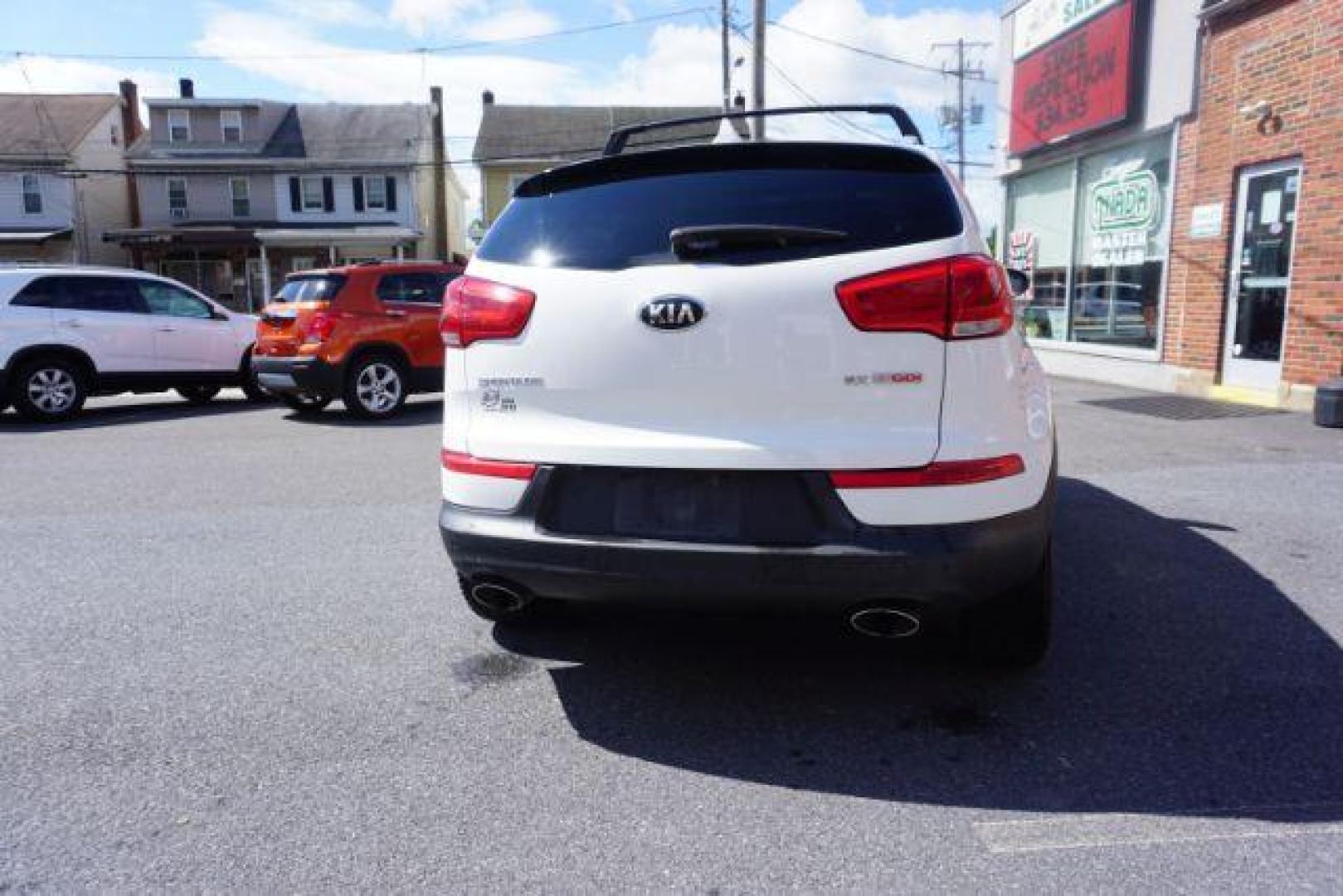 2016 Clear White /Black, leather Kia Sportage SX AWD (KNDPCCA61G7) with an 2.0L L4 DOHC 16V engine, 6-Speed Automatic transmission, located at 312 Centre Ave, Schuylkill Haven, PA, 17972, (570) 593-5278, 40.638130, -76.177383 - remote engine starter - Photo#10