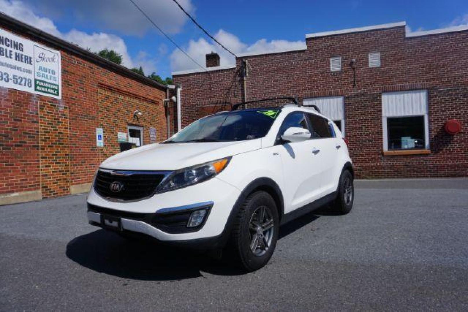 2016 Clear White /Black, leather Kia Sportage SX AWD (KNDPCCA61G7) with an 2.0L L4 DOHC 16V engine, 6-Speed Automatic transmission, located at 312 Centre Ave, Schuylkill Haven, PA, 17972, (570) 593-5278, 40.638130, -76.177383 - remote engine starter - Photo#2