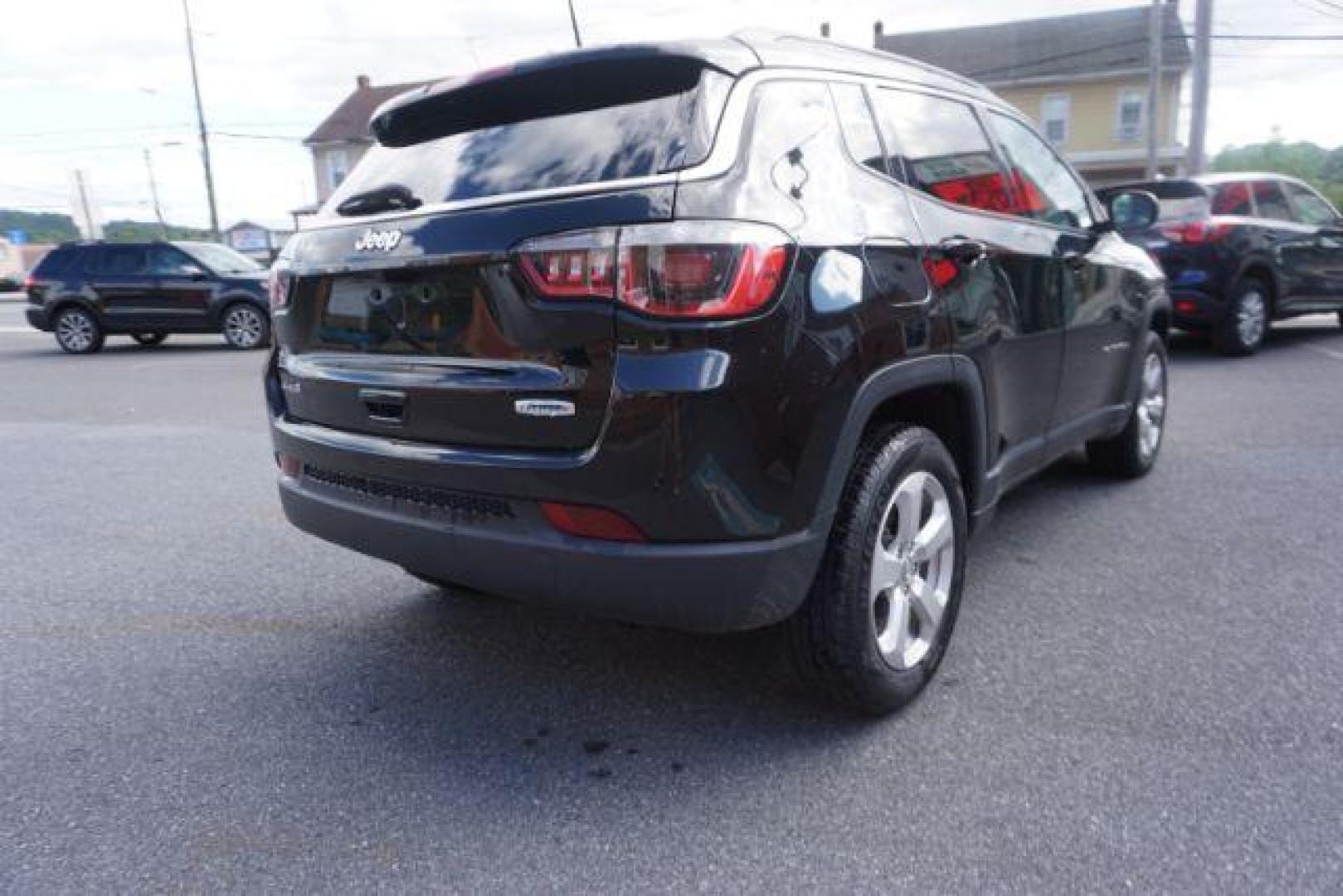 2019 Diamond Black Crystal Pearl Coat Jeep Compass Latitude 4WD (3C4NJDBBXKT) with an 2.4L L4 DOHC 16V engine, located at 312 Centre Ave, Schuylkill Haven, PA, 17972, (570) 593-5278, 40.638130, -76.177383 - Photo#9