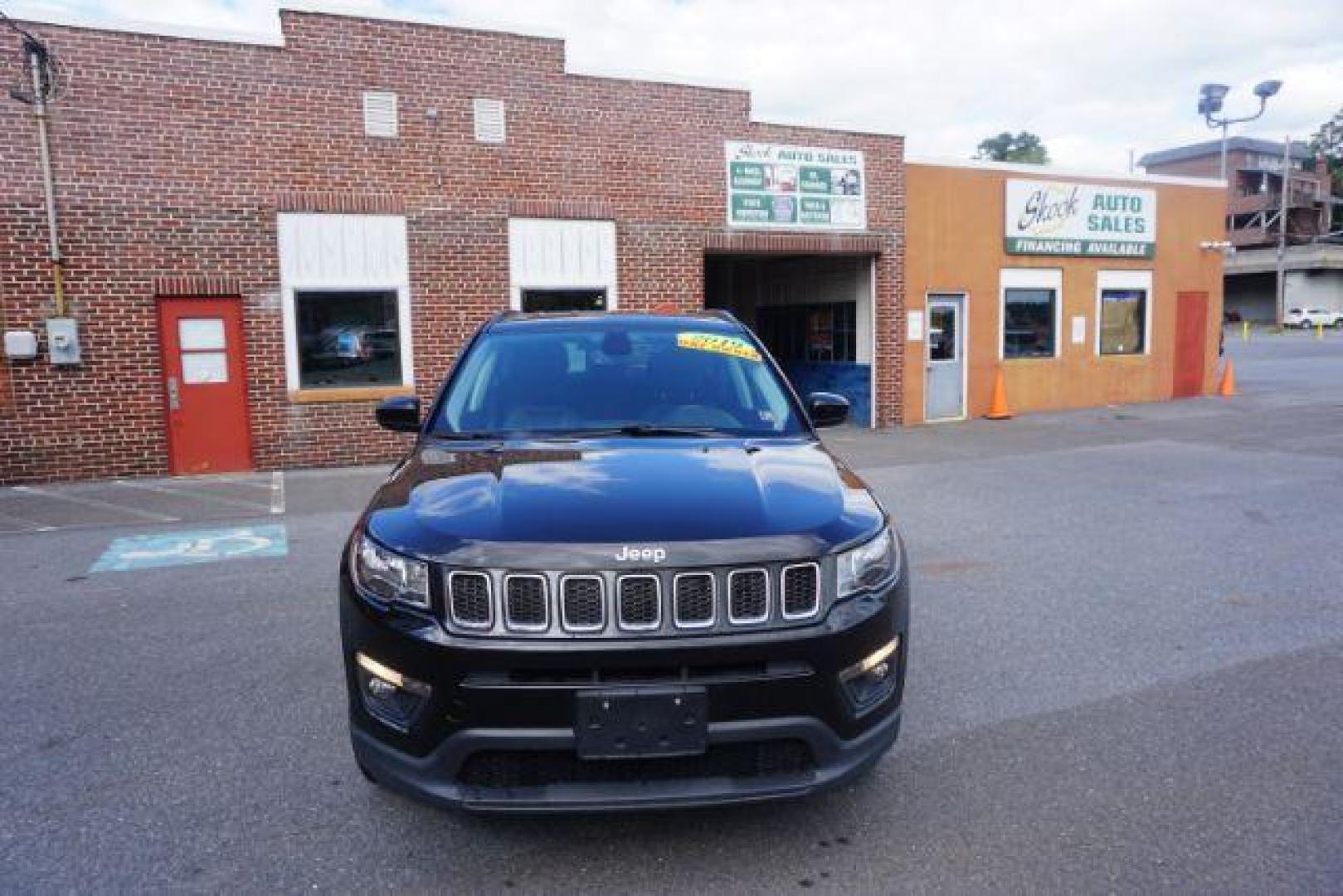 2019 Diamond Black Crystal Pearl Coat Jeep Compass Latitude 4WD (3C4NJDBBXKT) with an 2.4L L4 DOHC 16V engine, located at 312 Centre Ave, Schuylkill Haven, PA, 17972, (570) 593-5278, 40.638130, -76.177383 - Photo#4