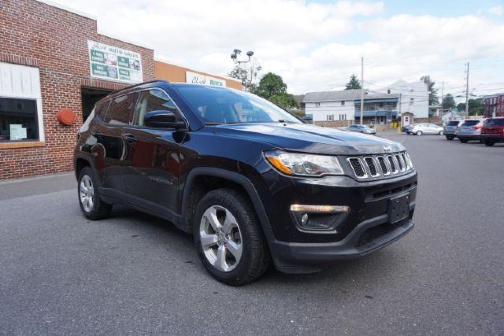 2019 Diamond Black Crystal Pearl Coat Jeep Compass Latitude 4WD (3C4NJDBBXKT) with an 2.4L L4 DOHC 16V engine, located at 312 Centre Ave, Schuylkill Haven, PA, 17972, (570) 593-5278, 40.638130, -76.177383 - Photo#5