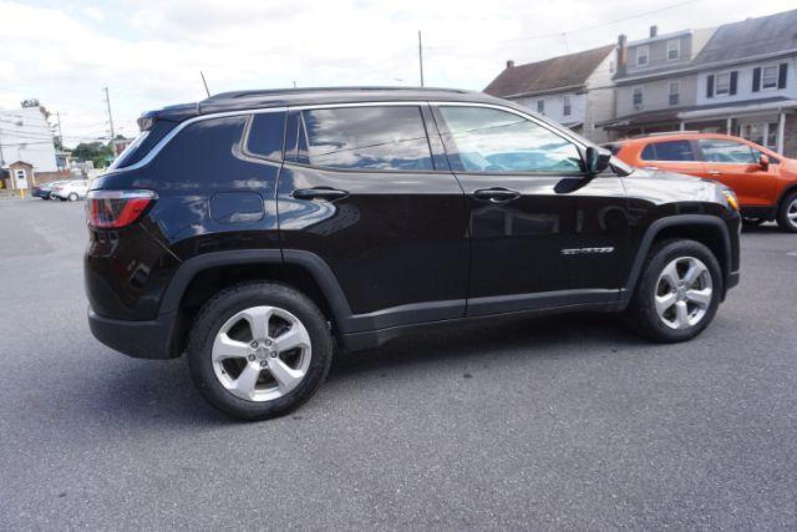 2019 Diamond Black Crystal Pearl Coat Jeep Compass Latitude 4WD (3C4NJDBBXKT) with an 2.4L L4 DOHC 16V engine, located at 312 Centre Ave, Schuylkill Haven, PA, 17972, (570) 593-5278, 40.638130, -76.177383 - Photo#8