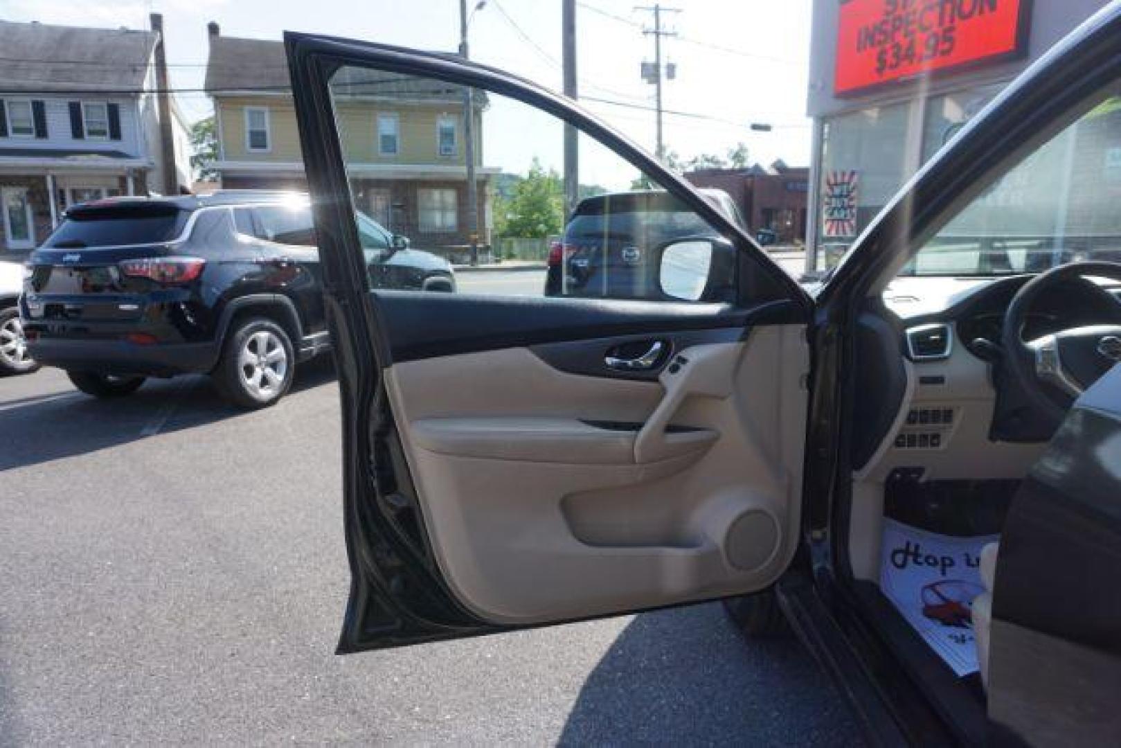 2016 Midnight Jade /Almond, cloth Nissan Rogue SV AWD (KNMAT2MV4GP) with an 2.5L L4 DOHC 16V engine, Continuously Variable Transmission transmission, located at 312 Centre Ave, Schuylkill Haven, PA, 17972, (570) 593-5278, 40.638130, -76.177383 - FOG LIGHTS, HEATED EXTERIOR MIRRORS, HEATED FRONT SEATS, NAVIGATION SYSTEM, POWER LIFTGATE, POWER SUNROOF - Photo#21