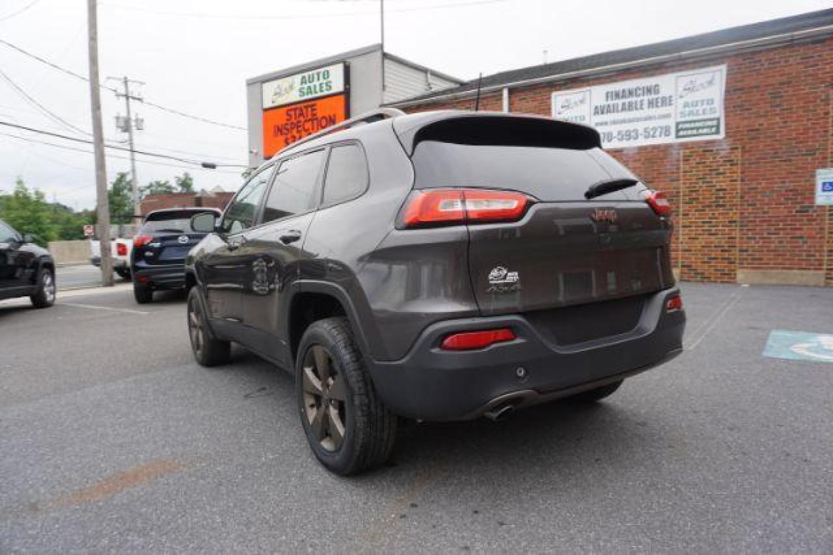 2016 Granite Crystal Metallic Clear Coat /Black, premium cloth Jeep Cherokee Latitude 4WD (1C4PJMCB8GW) with an 2.4L L4 DOHC 16V engine, 9-Speed Automatic transmission, located at 312 Centre Ave, Schuylkill Haven, PA, 17972, (570) 593-5278, 40.638130, -76.177383 - Automatic climate control, heated exterior mirrors, heated front seats, luggage rack, power drivers seat, power liftgate, power sunroof, rear parking sensors. - Photo#15