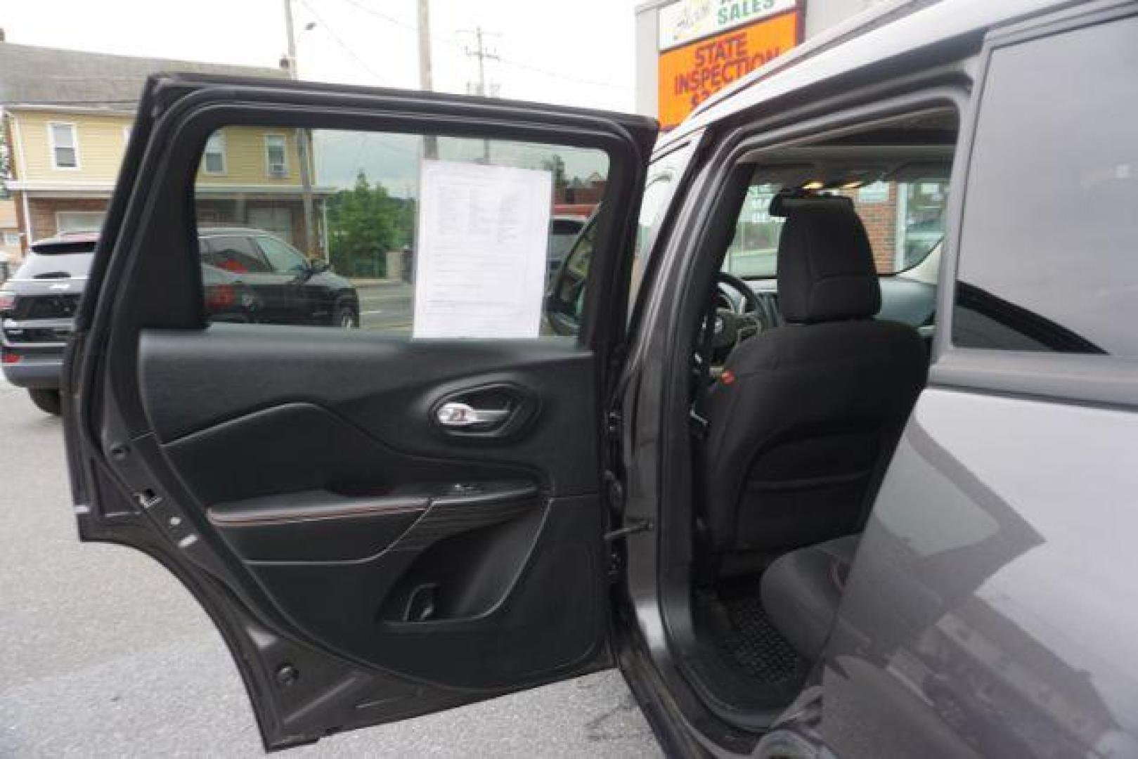 2016 Granite Crystal Metallic Clear Coat /Black, premium cloth Jeep Cherokee Latitude 4WD (1C4PJMCB8GW) with an 2.4L L4 DOHC 16V engine, 9-Speed Automatic transmission, located at 312 Centre Ave, Schuylkill Haven, PA, 17972, (570) 593-5278, 40.638130, -76.177383 - Automatic climate control, heated exterior mirrors, heated front seats, luggage rack, power drivers seat, power liftgate, power sunroof, rear parking sensors. - Photo#31