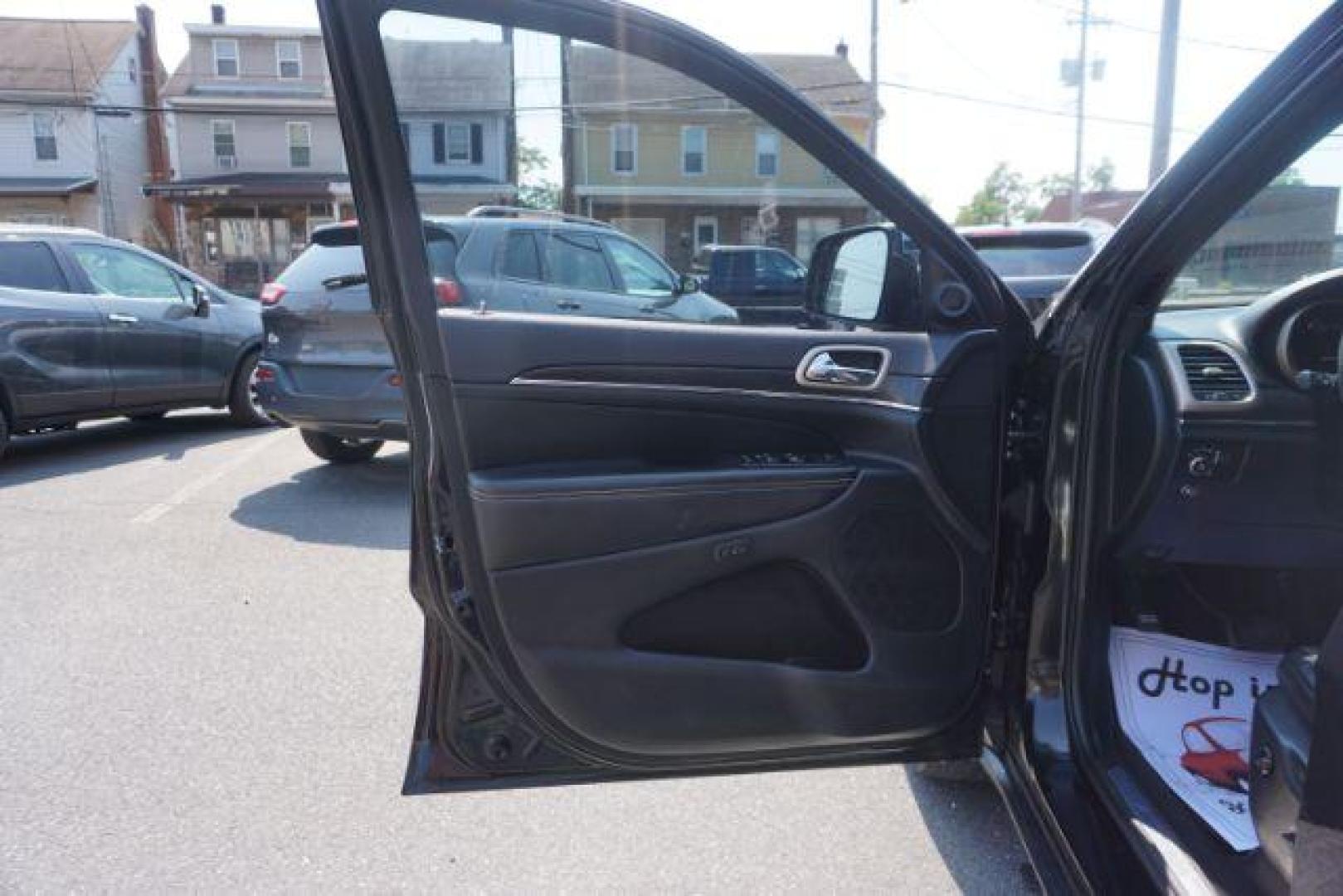 2015 Brilliant Black Crystal P /Black Jeep Grand Cherokee Limited 4WD (1C4RJFBG6FC) with an 3.6L V6 DOHC 24V engine, 8-Speed Automatic transmission, located at 312 Centre Ave, Schuylkill Haven, PA, 17972, (570) 593-5278, 40.638130, -76.177383 - adaptive cruise control, advanced technology pkg, back up camera, blind spot monitor, collision avoidance system, cooled front seats, HID headlamps, heated front seats, leather seats, navigation system, power liftgate, power sunroof, rear parking sensors, towing pkg, universal garage door opener - Photo#17