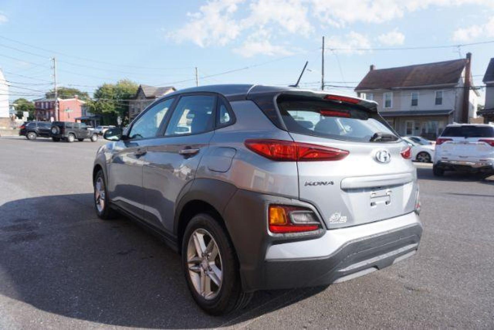 2019 Sonic Silver /Black, cloth Hyundai Kona SE (KM8K12AA2KU) with an 2.0L L4 DOHC 16V engine, 6-Speed Automatic transmission, located at 312 Centre Ave, Schuylkill Haven, PA, 17972, (570) 593-5278, 40.638130, -76.177383 - Universal Garage Door Opener - Photo#10